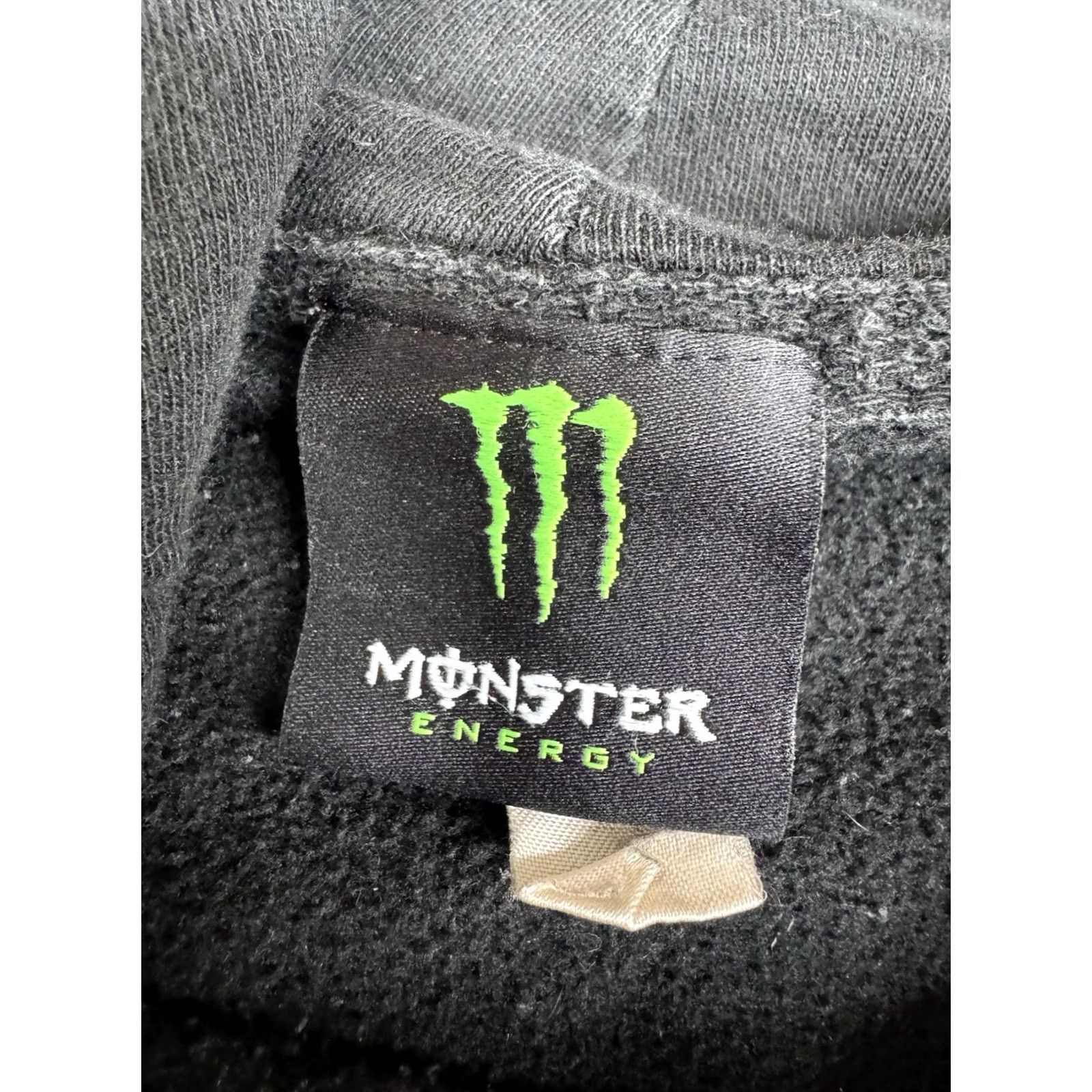 Vintage Monster Energy Hoodie Mens XL Pullover Graphic Sweatshirt Unleash The Beast Black Size US XL / EU 56 / 4 - 2 Thumbnail