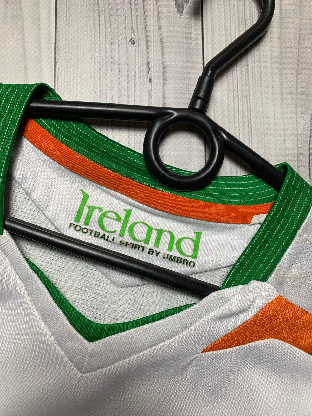 Umbro × Vintage Vintage Umbro Ireland soccer jersey size S logo Size US S / EU 44-46 / 1 - 5 Thumbnail