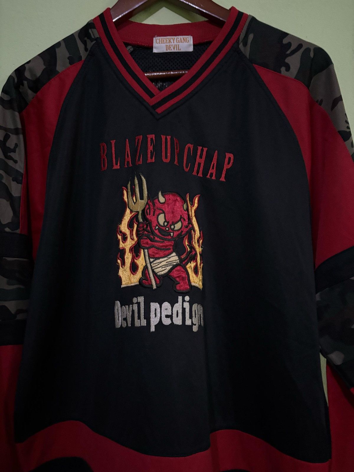 Chaps × Japanese Brand Blaze up Chap Comouflag Shirt V Collar Design Embroid Devil Size US L / EU 52-54 / 3 - 8 Thumbnail