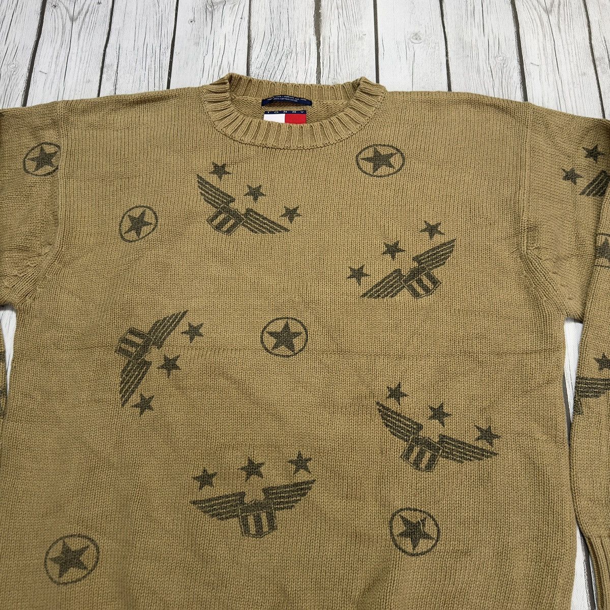 Tommy Hilfiger × Vintage Vintage Tommy Hilfiger military sweater Size US L / EU 52-54 / 3 - 3 Thumbnail