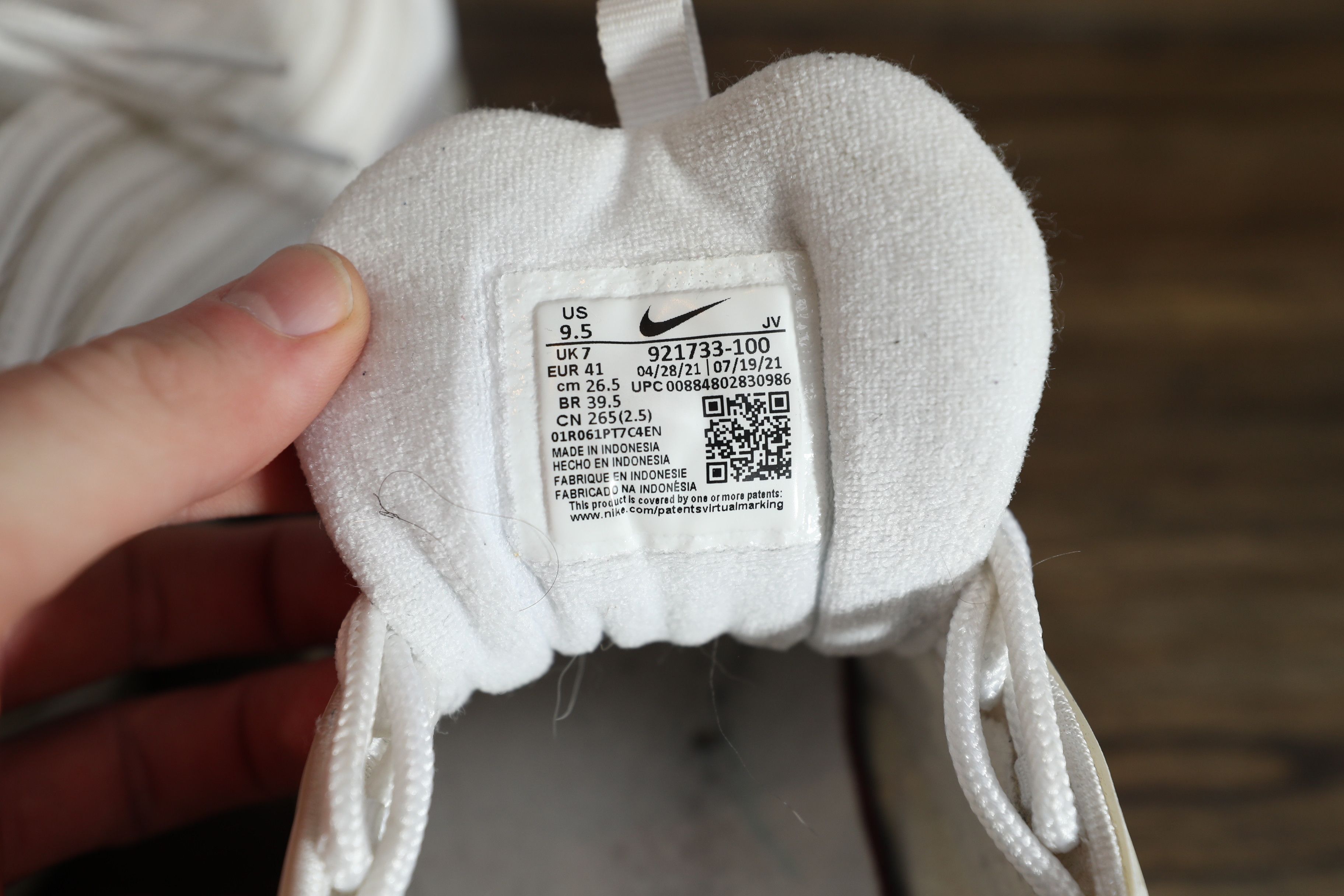 Nike Nike Air Max 97 White Pure Platinum (9.5) Size US 9.5 / IT 39.5 - 14 Thumbnail