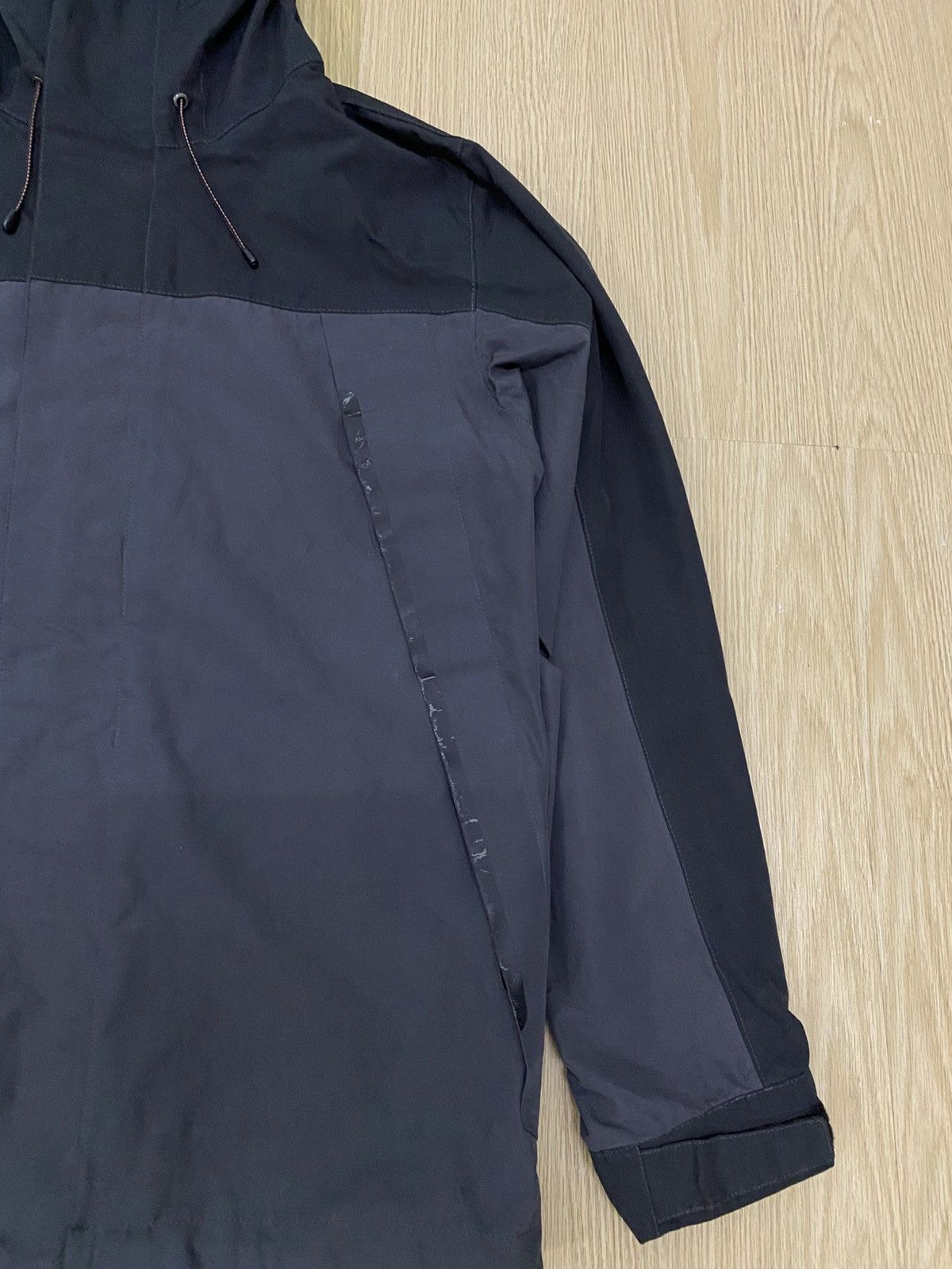 GRN × Mountain Equipment Company Grn mountain equipment multi layer light jacket Size US M / EU 48-50 / 2 - 3 Thumbnail