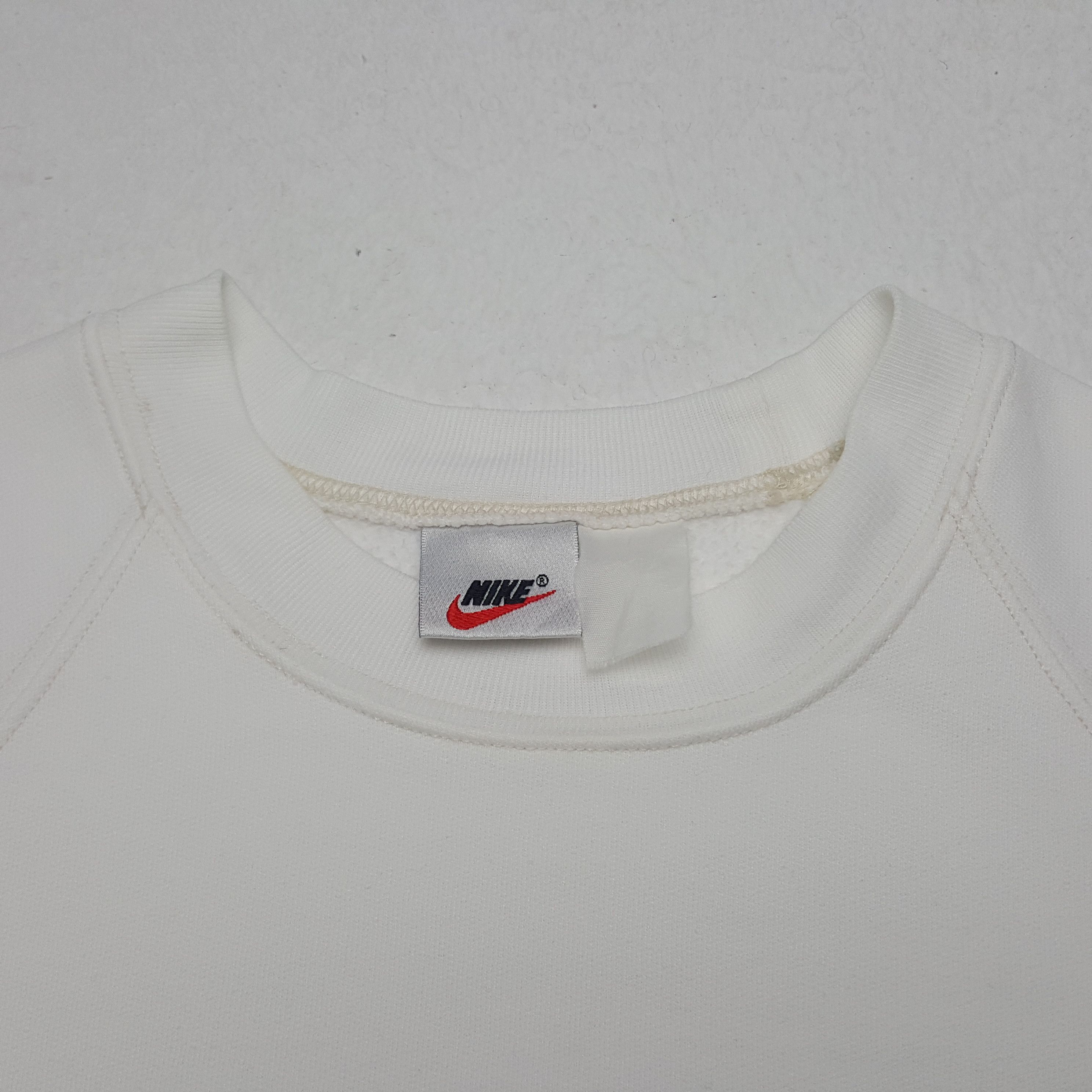 Nike × Vintage Vintage Nike Embroidery Logo Sweatshirt Size US S / EU 44-46 / 1 - 4 Thumbnail