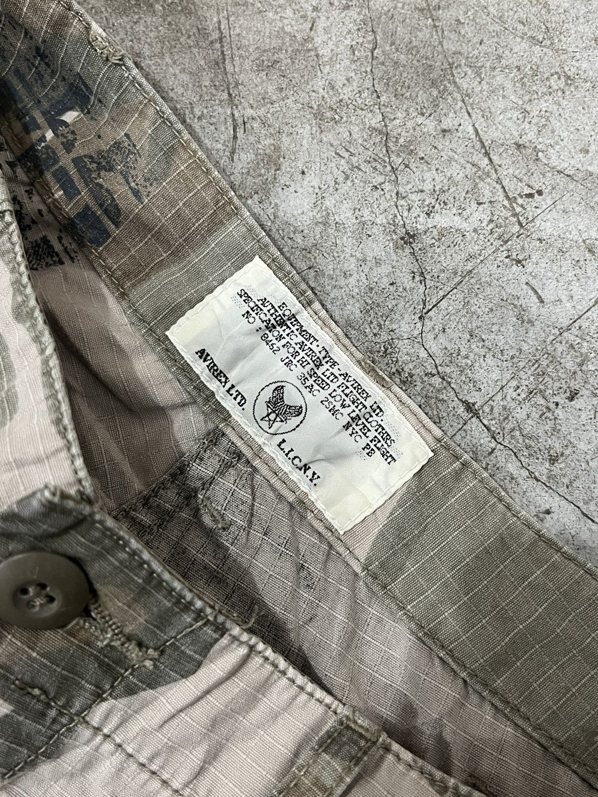 Avirex × Vintage Vintage Avirex Monkey Cargo Camou Pants Size US 29 - 4 Thumbnail
