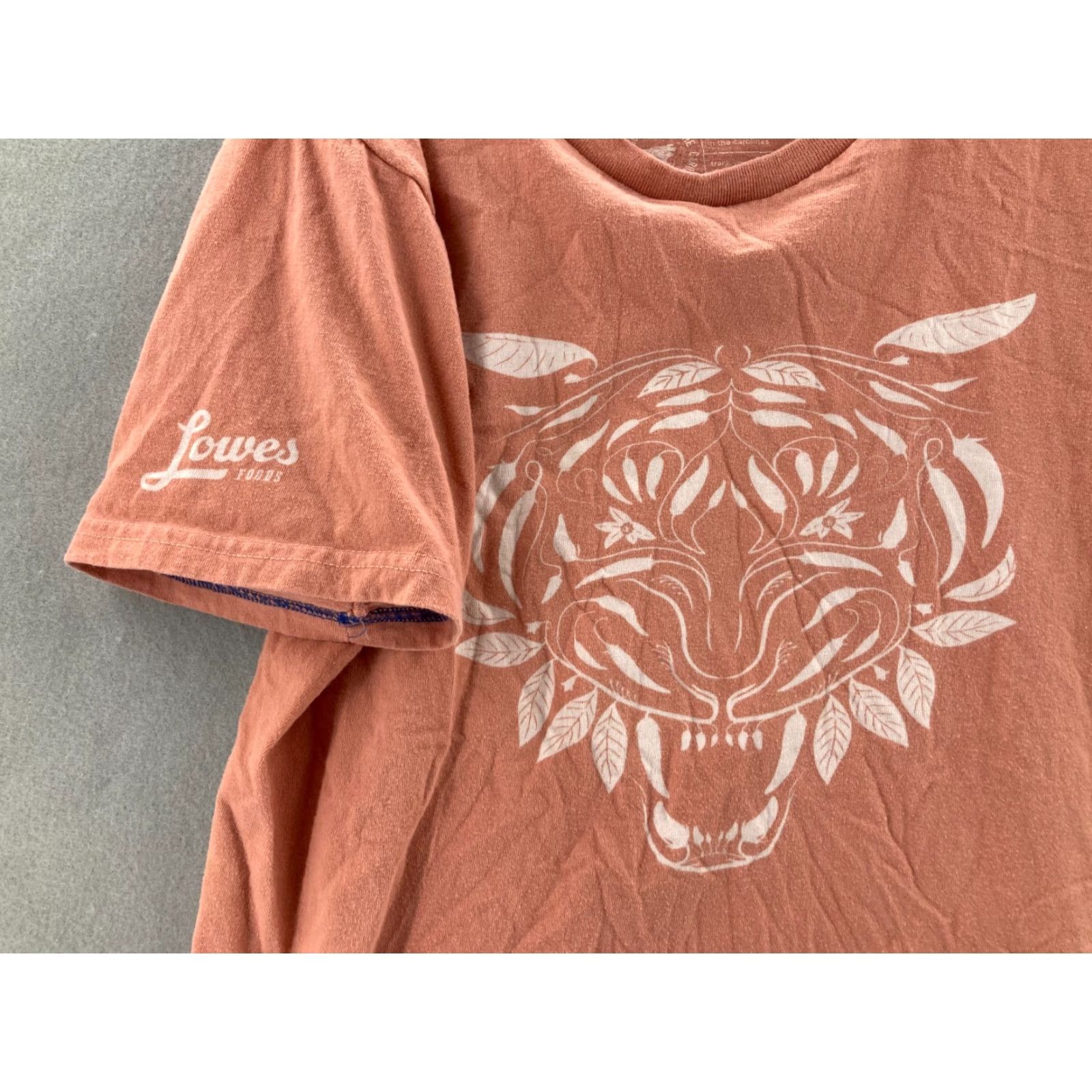 Vintage Cotton of the Carolinas Pink Shirt Womens Medium Animal Print Basic Jersey Short Sleeve Crew Neck Size M / US 6-8 / IT 42-44 - 3 Thumbnail