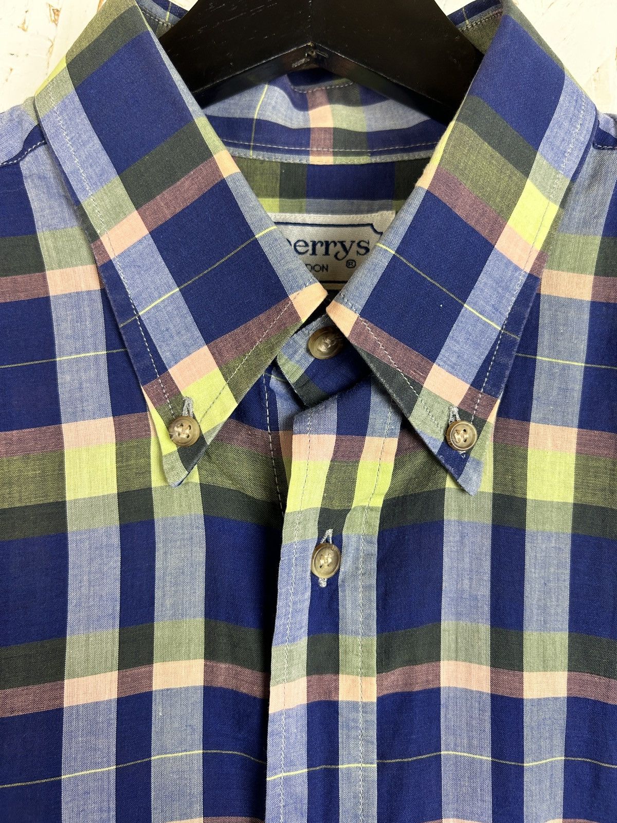 Burberry 80s 90s Burberry’s Short Sleeve Plaid Checkered Shirt L Size US L / EU 52-54 / 3 - 3 Thumbnail