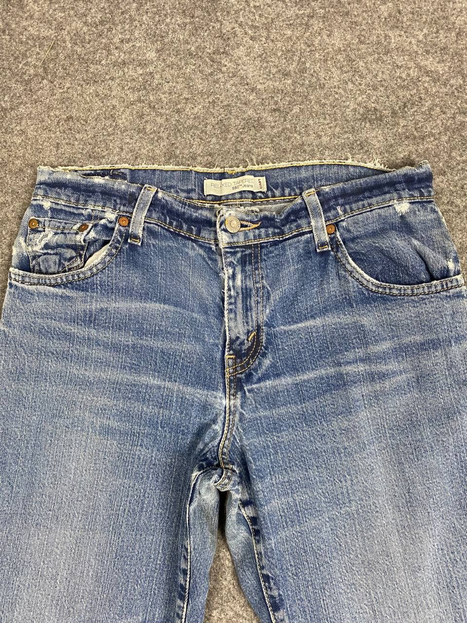 Levi's vintage levis 550 relaxed tapered distressed denim Size US 33 - 10 Thumbnail