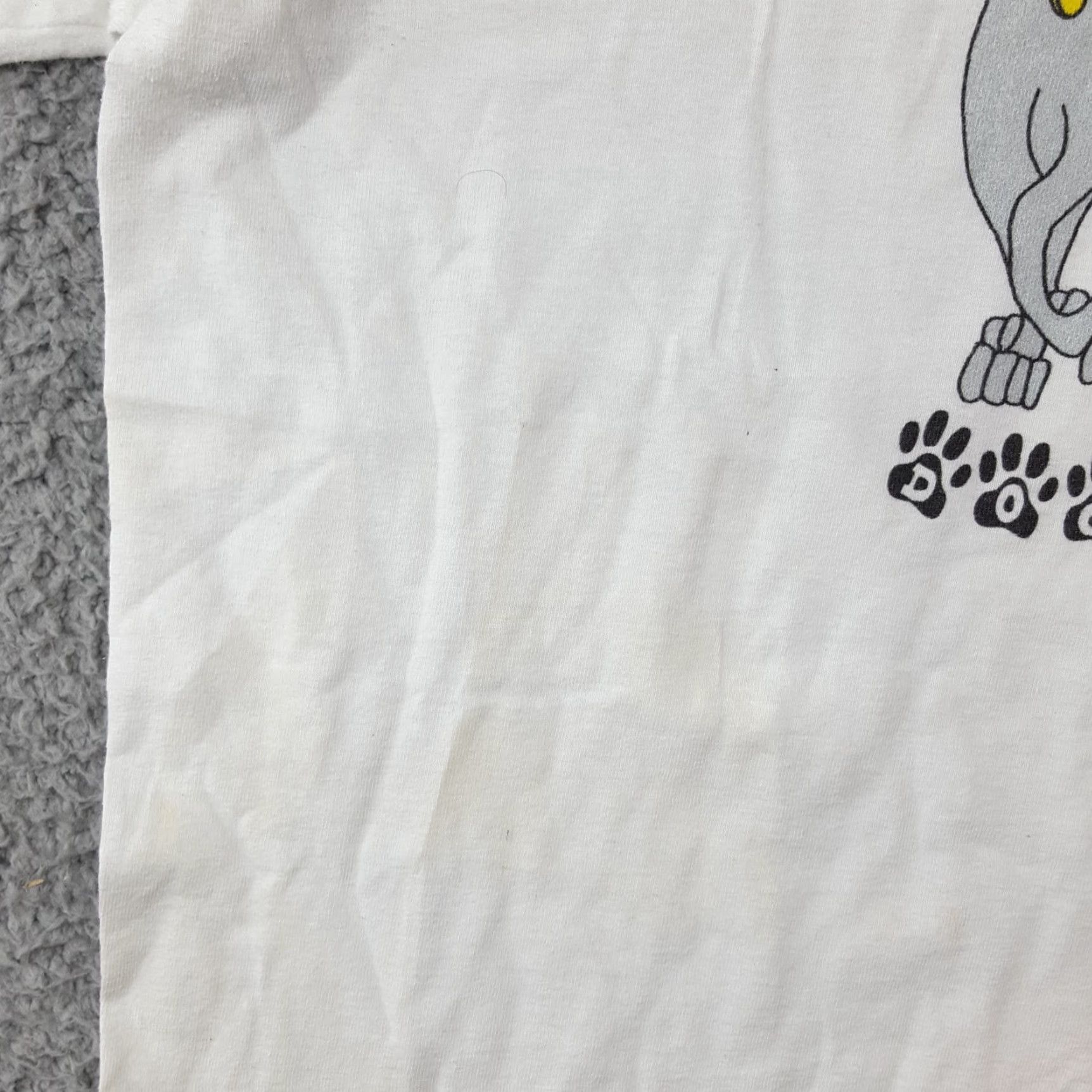 Hanes Vintage Hanes 90s T-Shirt Men XL White Cartoon Dog Walker Paw Print Vintage Y2K Size US XL / EU 56 / 4 - 3 Thumbnail
