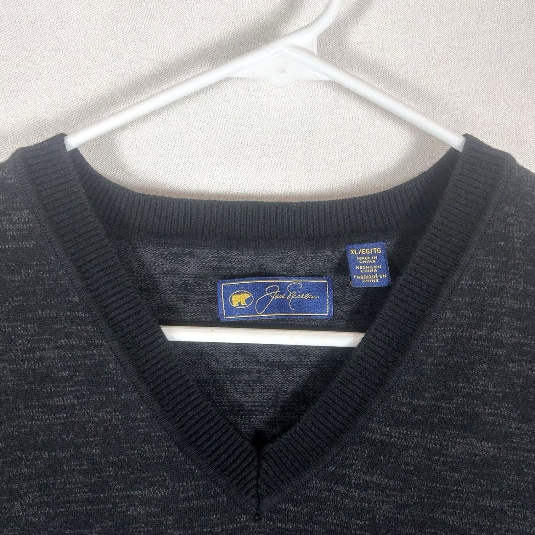 Vintage Jack Nicklaus Golf Sweater Vest Mens XL Dark Gray V-Neck Pullover Casual Knit Sleeveless Size US XL / EU 56 / 4 - 2 Thumbnail