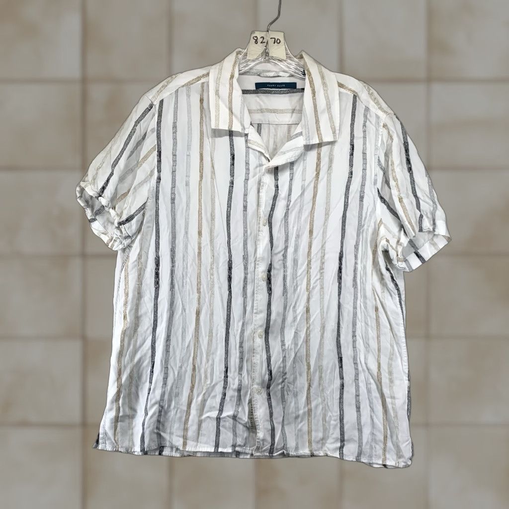Perry Ellis Vintage Perry Ellis Women's Button-Up Top Casual Short Sleeve Rayon Geometric Pattern Bohemian Style L Size L / US 10 / IT 46 - 1 Thumbnail