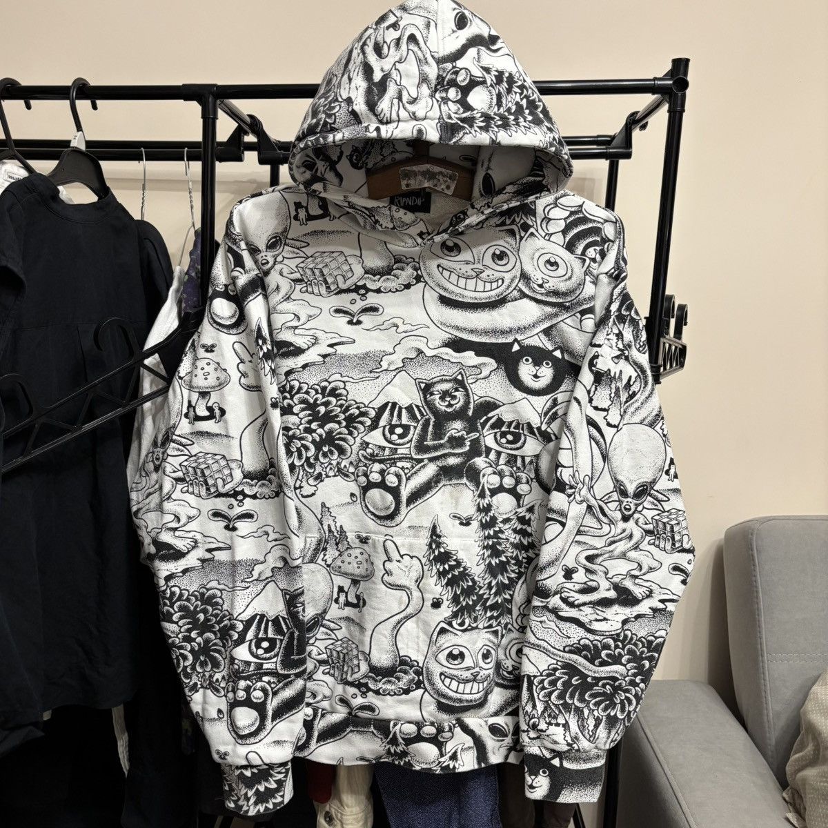 Burberry × Luxury × Vintage Burberry Hoodie over back print
