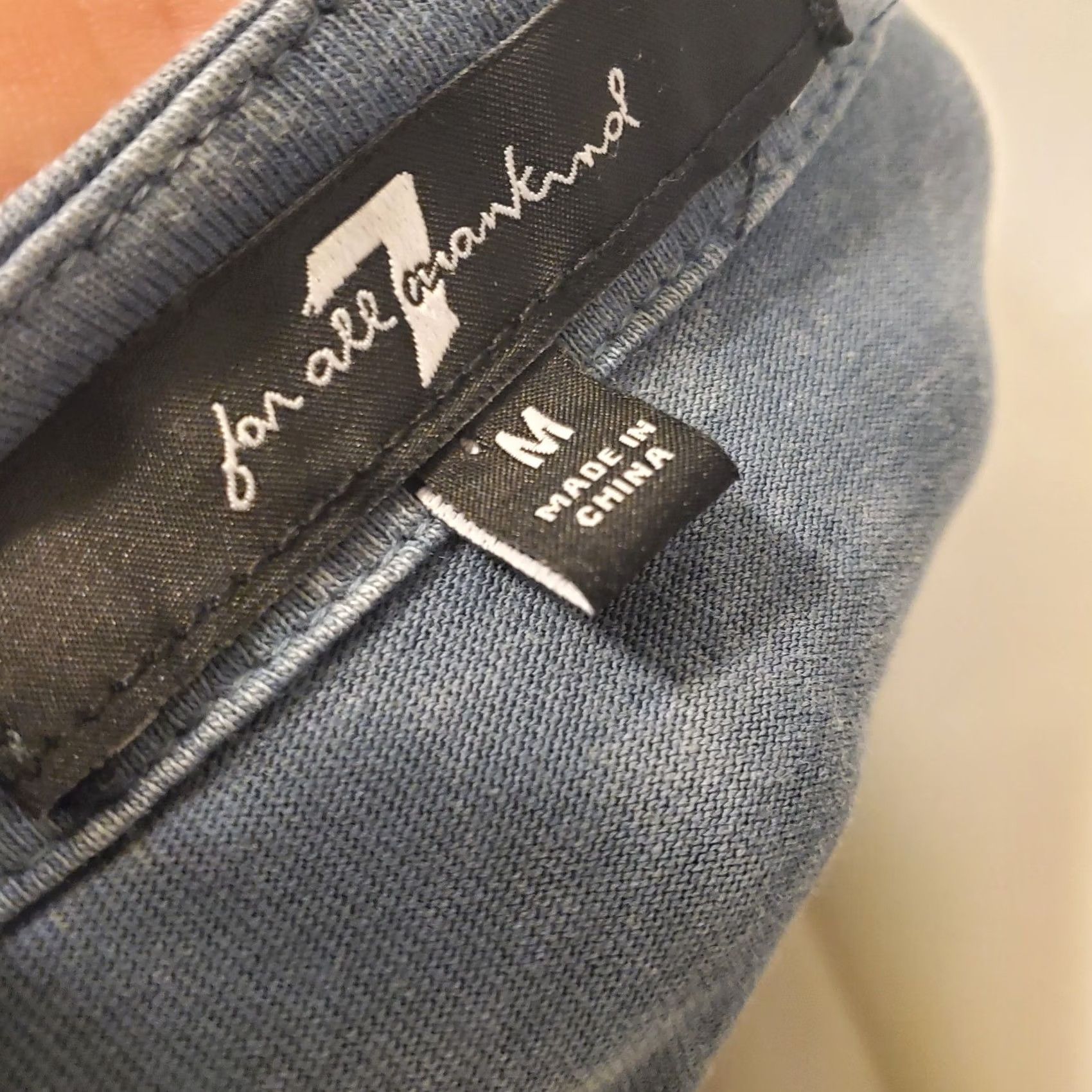 7 For All Mankind 7 For All Mankind V-Neck Top Blue Sz M Long Sleeve Puff Shoulder Mineral Wash Size M / US 6-8 / IT 42-44 - 6 Thumbnail