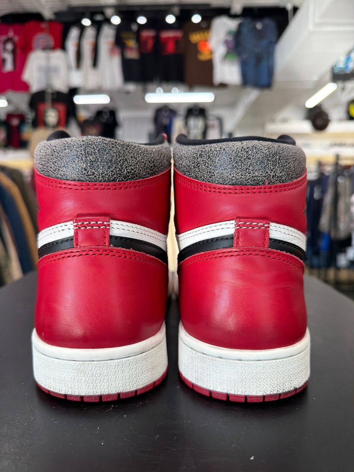 Jordan Brand Air Jordan 1 Chicago Lost & Found Size 9 (2022) Size US 9 / EU 42 - 5 Thumbnail