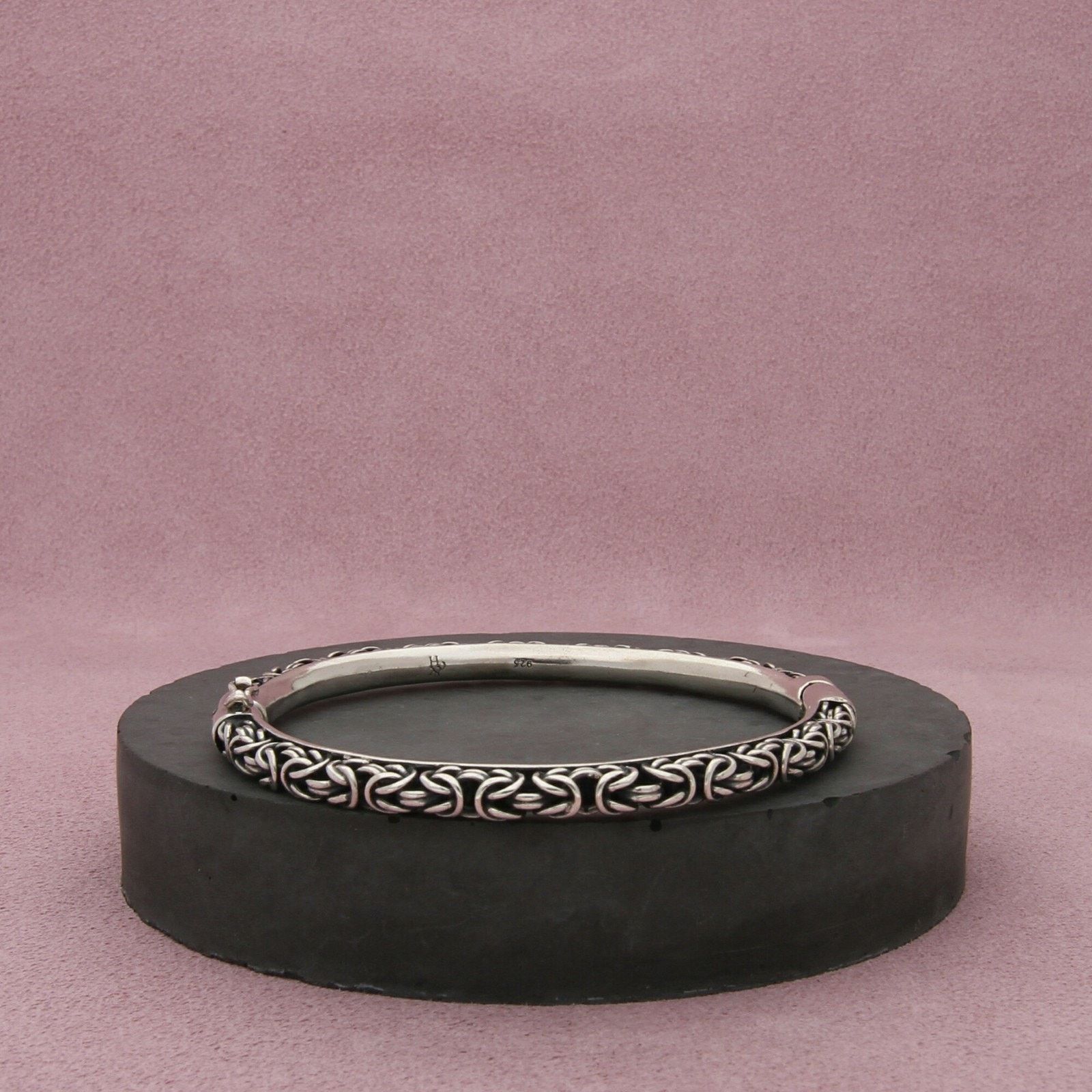 Sterling Silver sterling silver byzantine chain hinged bracelet size 7in Size ONE SIZE - 1 Thumbnail