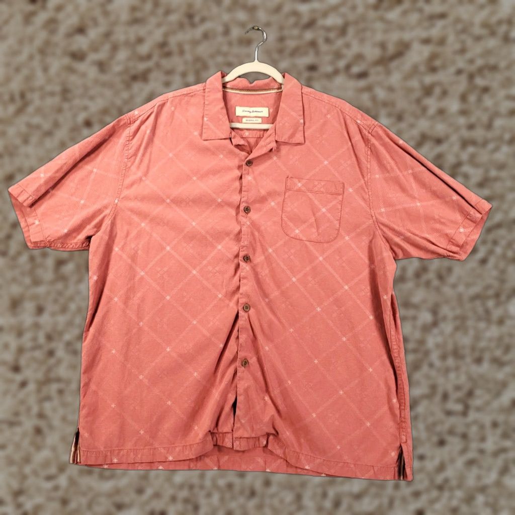 Tommy Bahama Tommy Bahama Silk Shirt Mens 2XL Pink Mauve Grid Plaid Casual Button-Up Short Sleeve Collared Hawaiian Beach Hawaii/Tropical Geometric Pattern Size US XXL / EU 58 / 5 - 1 Thumbnail