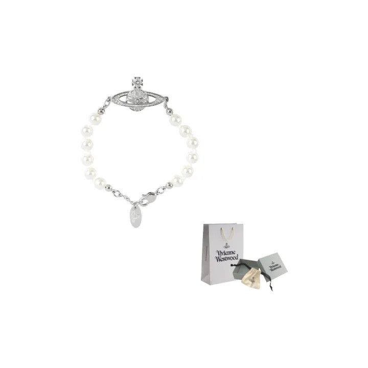 「アユ」Vivienne Westwood MINI BAS RELIEF Vivienne Westwood Mini Bas Relief Earrings | Silver | FARFETCH