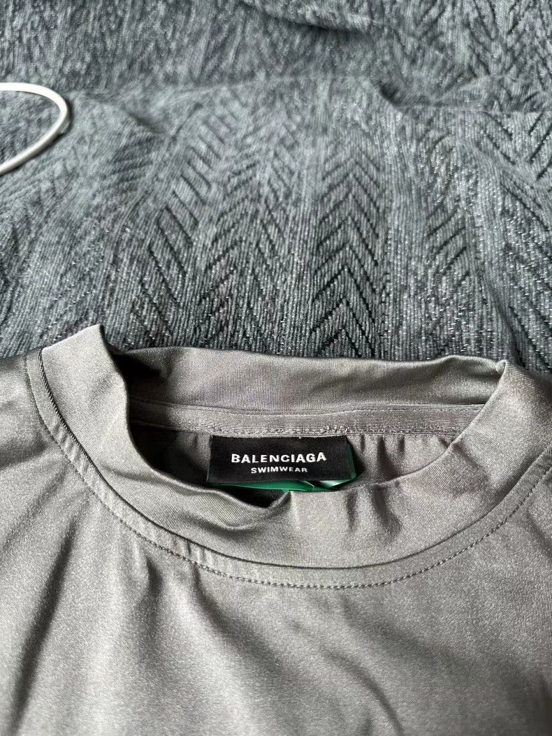 Balenciaga Balenciaga Silver Short Sleeve Size US S / EU 44-46 / 1 - 3 Thumbnail
