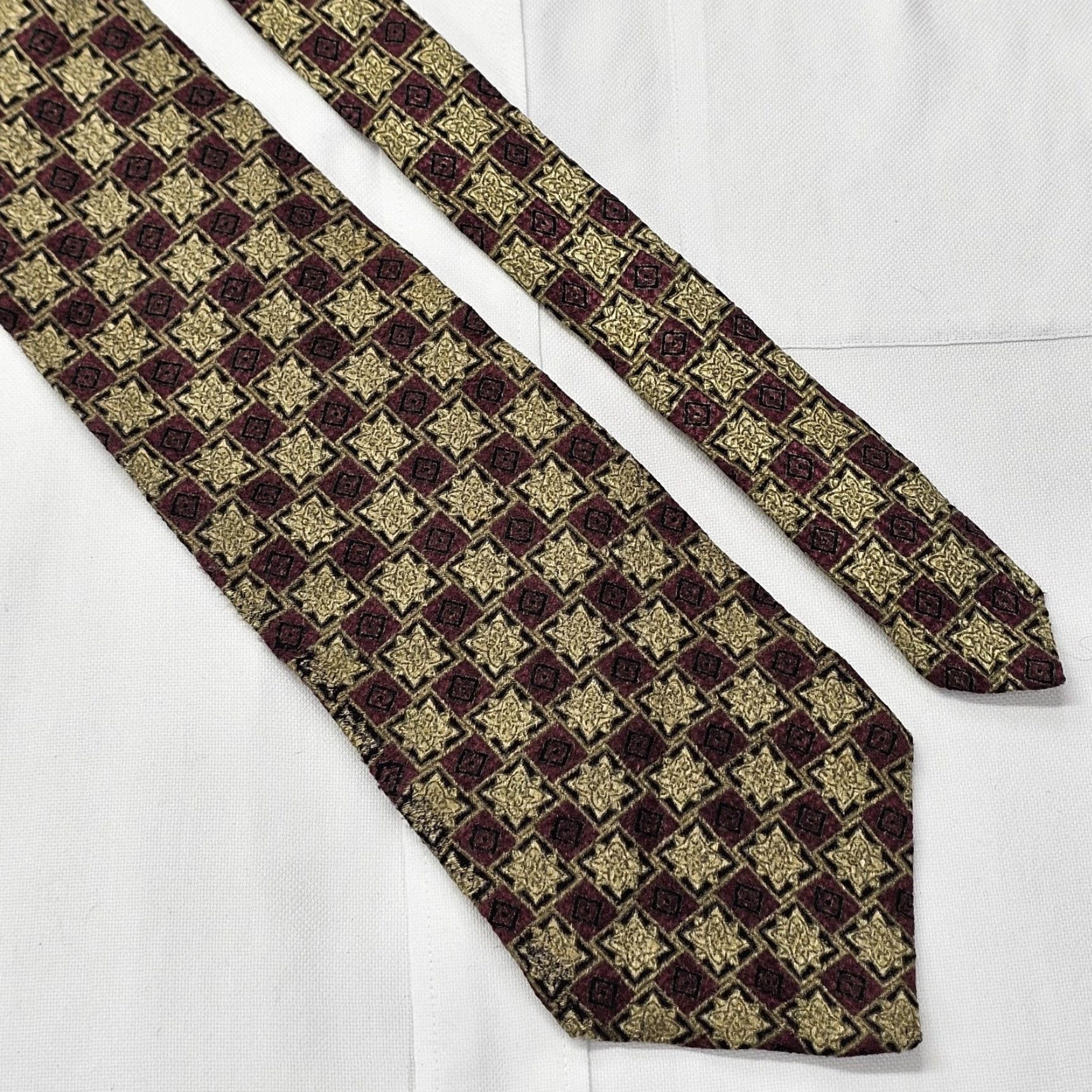 Vintage Roberto Villini Tie Geometric Silk Gold Burgandy Black 56" 4.25" Necktie Men’s Designer Silk Tie Size ONE SIZE - 2 Thumbnail