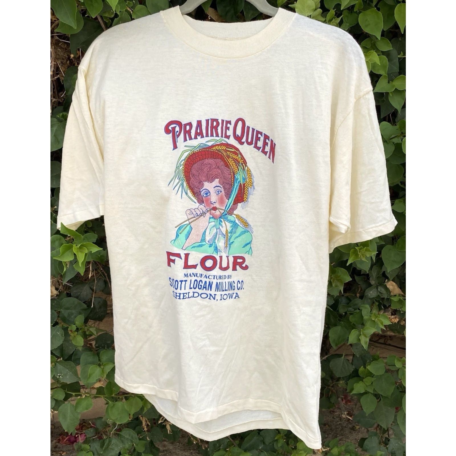 Vintage Vintage Cal Cru Prairie Queen Flour Sheldon Iowa T Shirt Single Stitch L Ivory Polyester Blend Men Short Sleeve Size US L / EU 52-54 / 3 - 7 Thumbnail