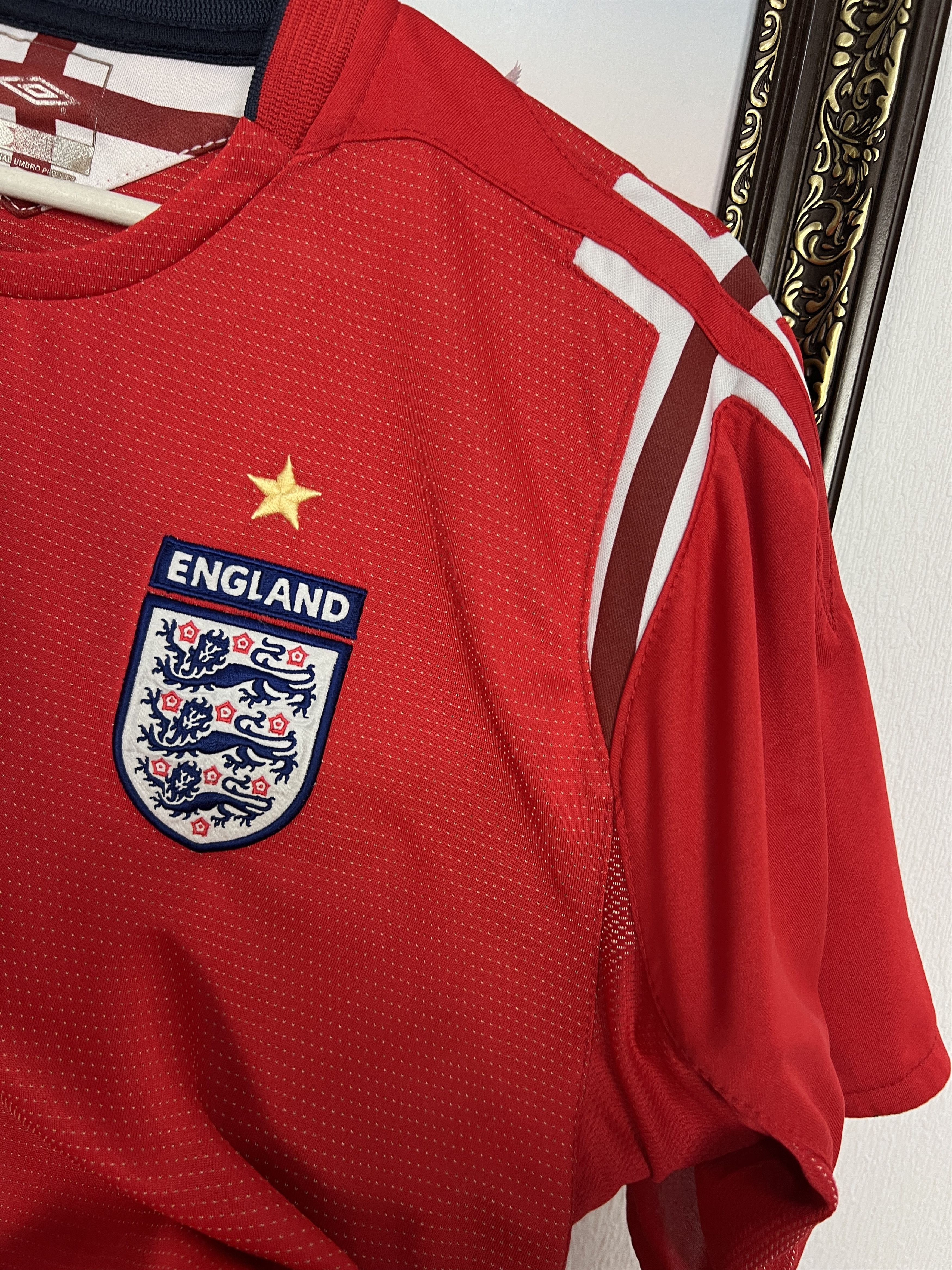 Umbro England Away football shirt 2004 Soccer Umbro Jersey Trikot Size US L / EU 52-54 / 3 - 4 Thumbnail