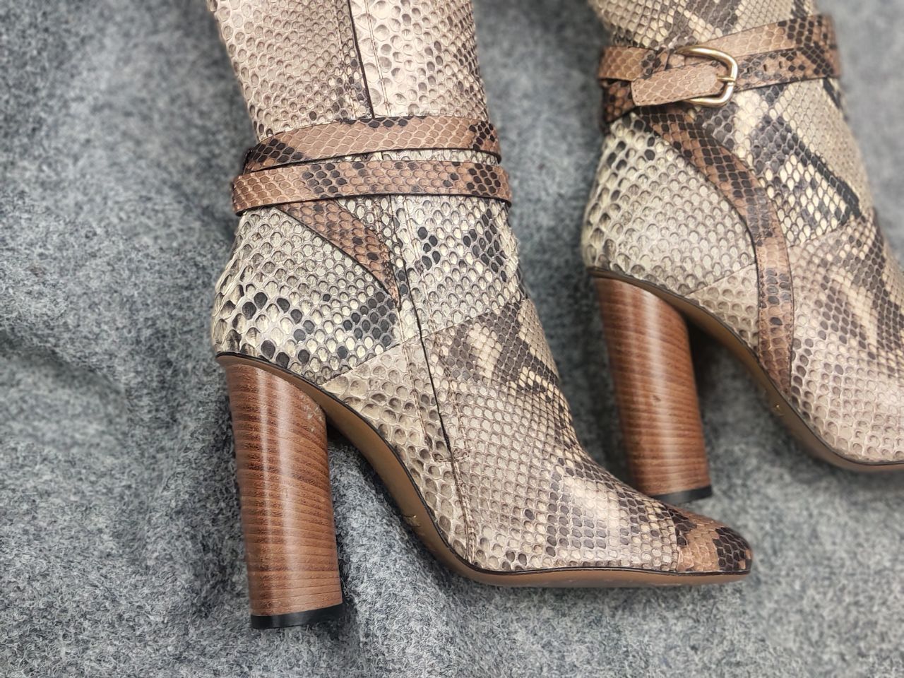 Gucci Gucci Authentic Python Snake Horsebit Knee Zip High Boots Size US 9.5 / IT 39.5 - 12 Thumbnail