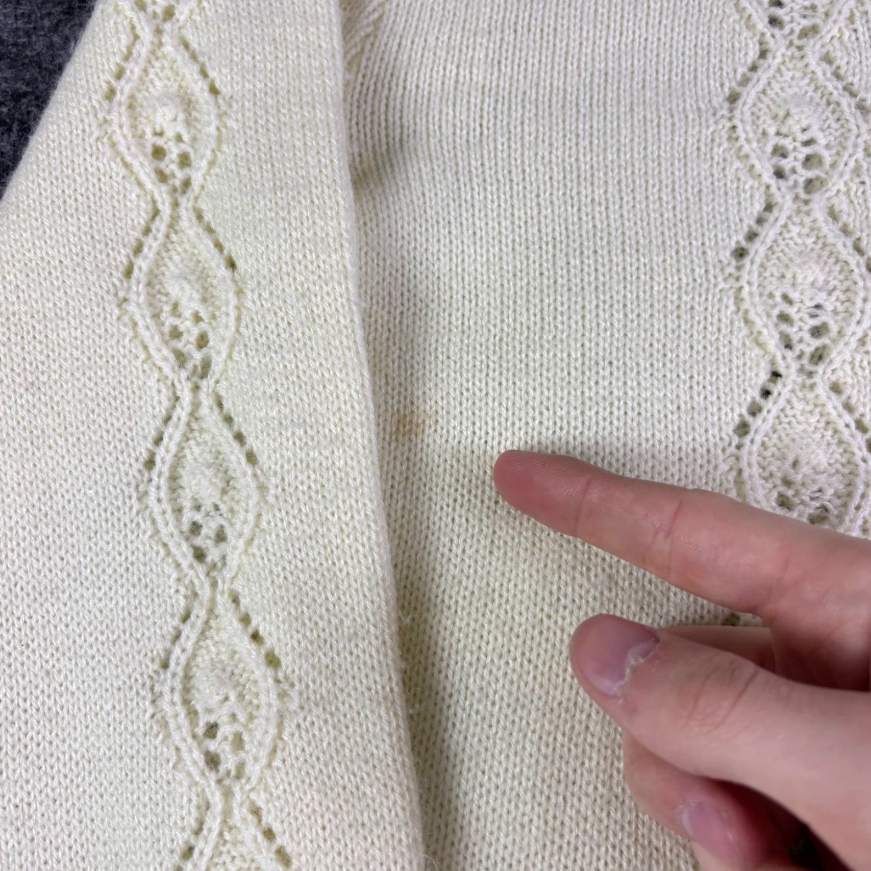 Vintage VINTAGE Pointelle Knit Cardigan Cream Button Front Lace Detail Sweater Off Ivory L 1980s Womens Size L / US 10 / IT 46 - 7 Thumbnail