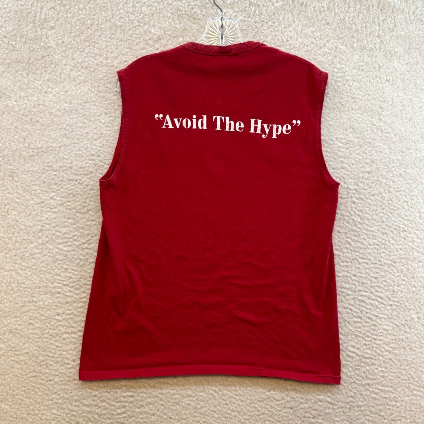 Jerzees JERZEES In the Money Stocks Tank Top T-Shirt Medium Red Heavyweight Mens Shirt Size US M / EU 48-50 / 2 - 2 Thumbnail