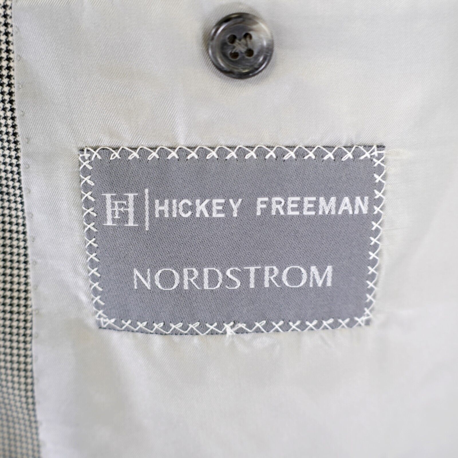 Hickey Freeman Hickey Freeman 44S Loro Piana Tasmanian Super 130s Wool Gray Size 44S - 8 Thumbnail