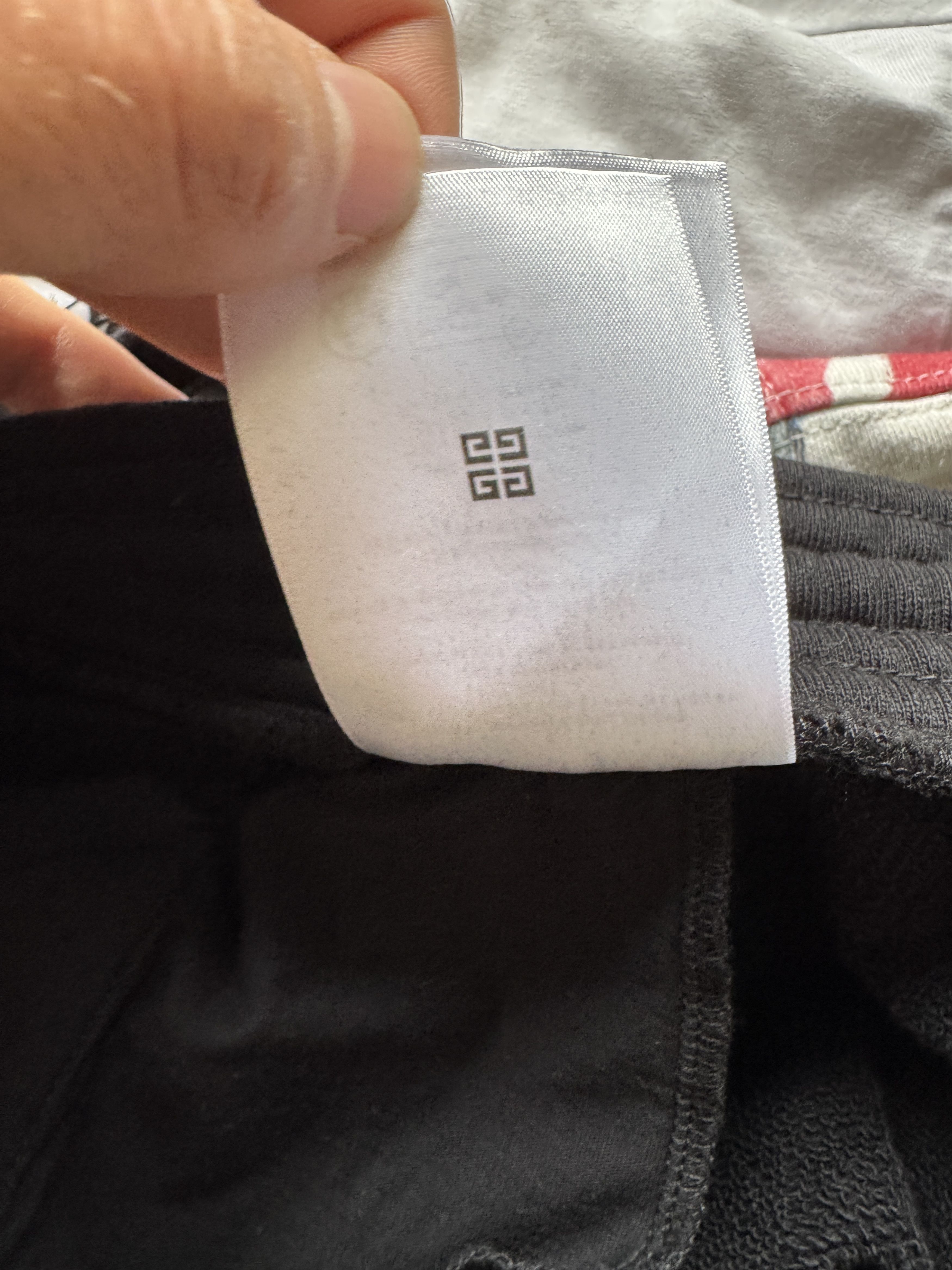 Chito × Givenchy Infinity Print Cotton Bermuda Shorts Size US 34 / EU 50 - 9 Thumbnail