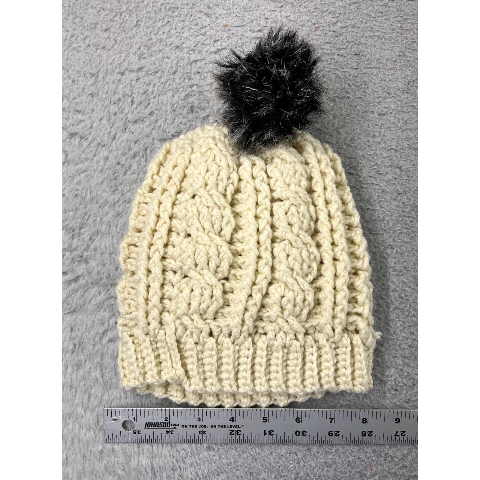 Vintage Womens Beanie Toque Ivory Cable Knit Acrylic Ski Pom One Size Size ONE SIZE - 3 Thumbnail