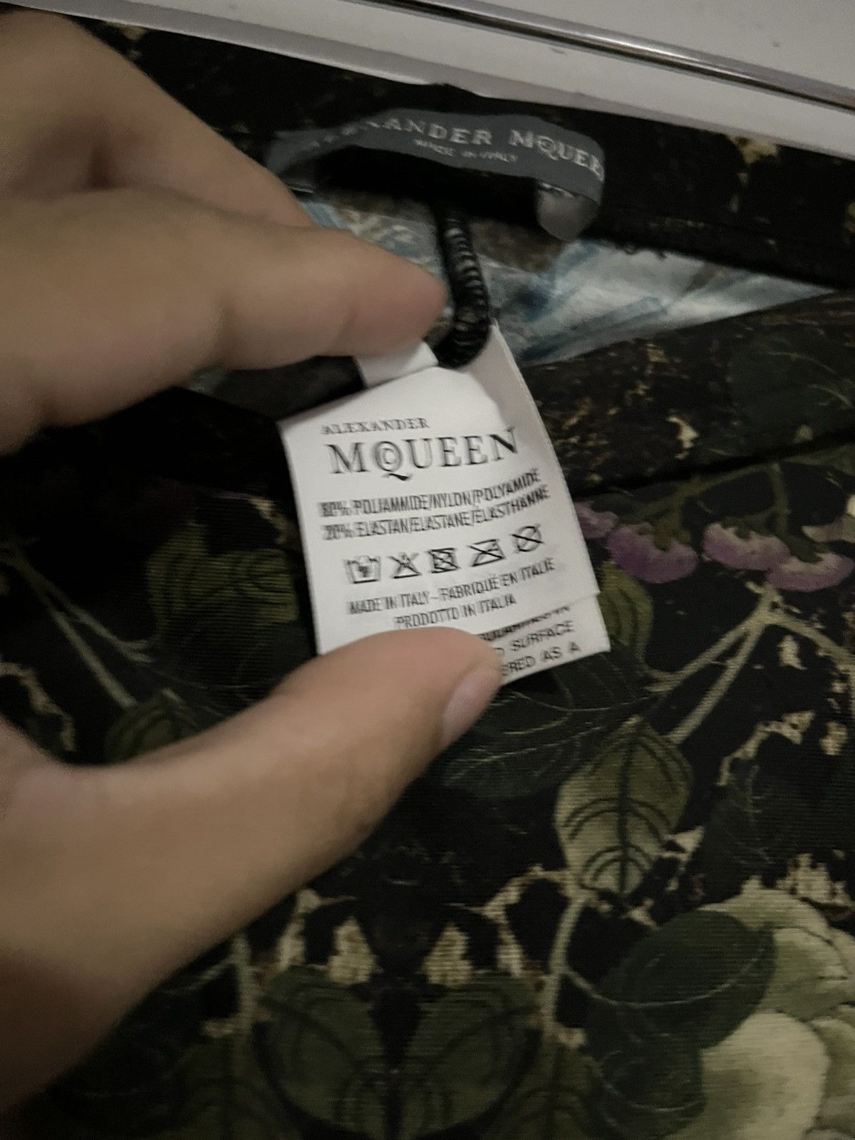 Alexander McQueen Alexander McQueen Dragonfly & Flower Print Leggings Size 28" / US 6 / IT 42 - 5 Thumbnail