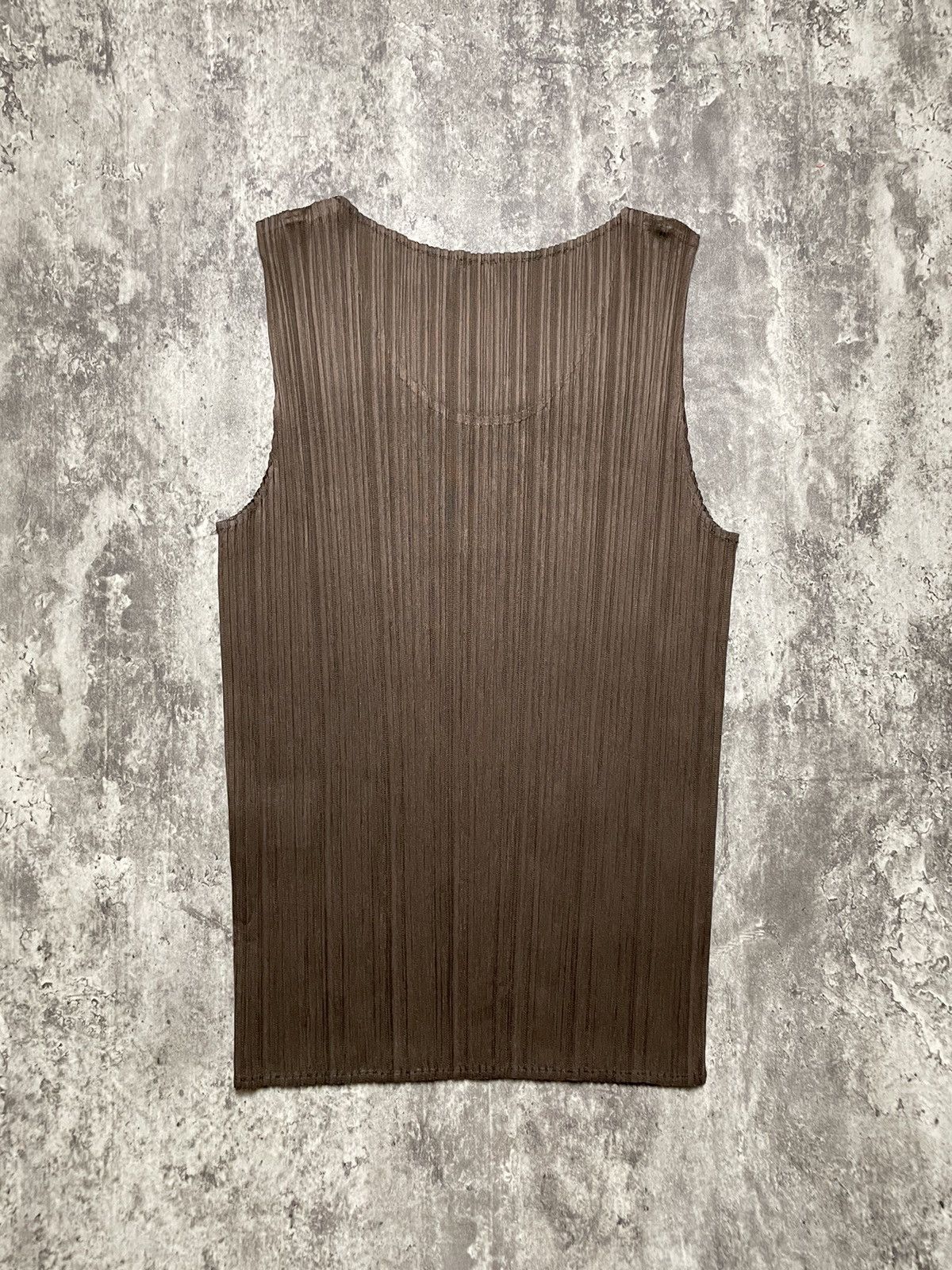 Pleats Please Issey Miyake Issey Miyake Pleats Please Sleeveless Cut And Sew Size M / US 6-8 / IT 42-44 - 2 Thumbnail