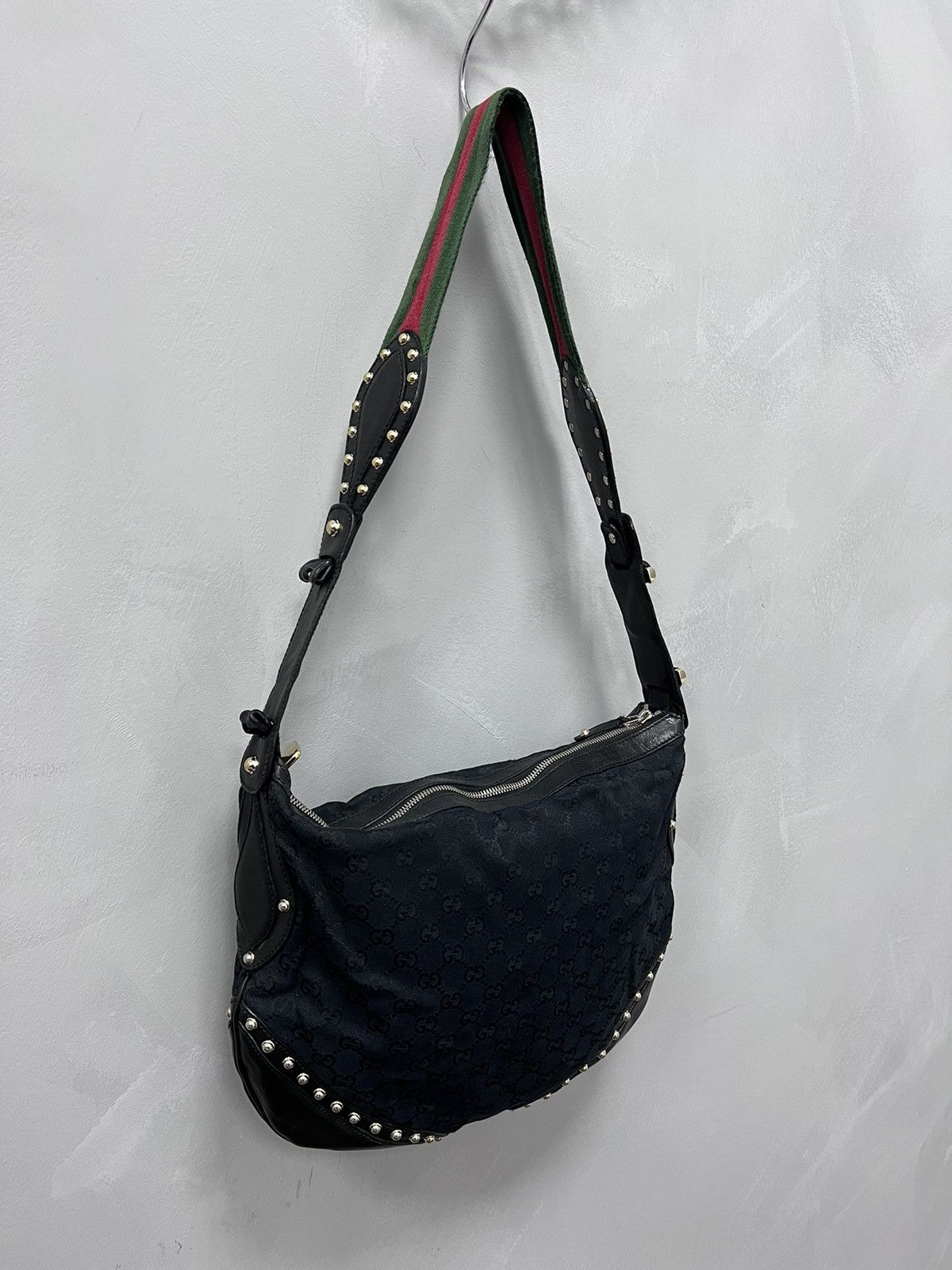 Gucci VINTAGE GUCCI GG SUPREME BLACK CANVAS STUDDED HOBO BAG Size ONE SIZE - 2 Thumbnail