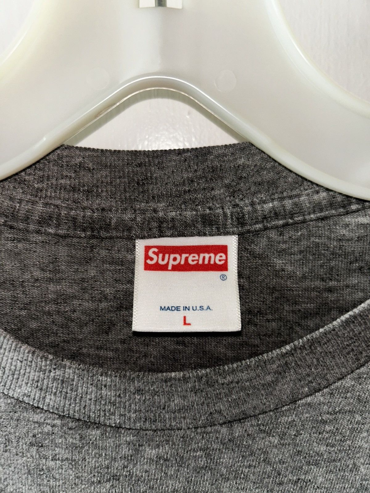 Supreme Supreme “Brothers” Isley Brothers Tee 2000 Size US L / EU 52-54 / 3 - 4 Thumbnail