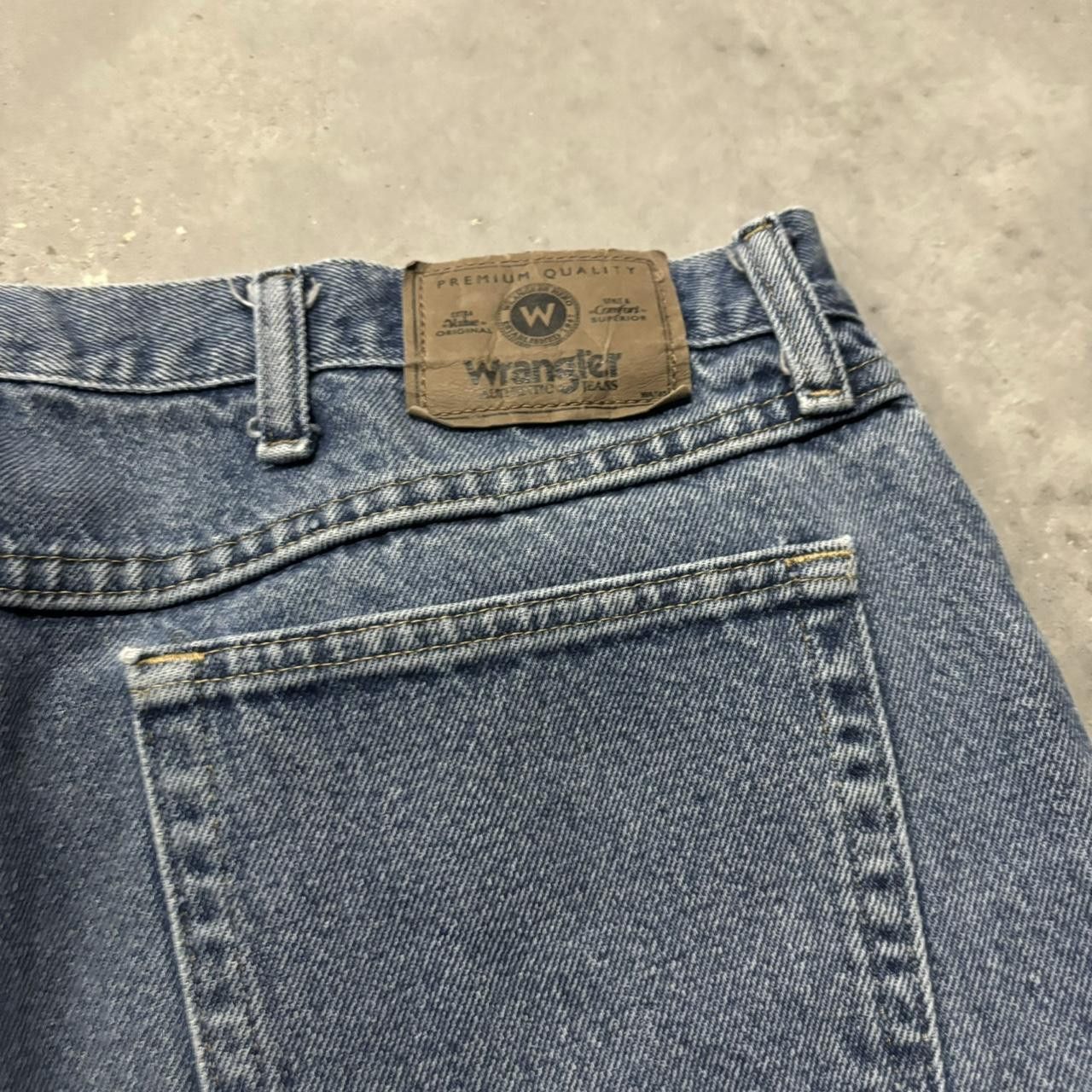 Japanese Brand × Vintage Crazy Vintage Y2K/2000s Baggy Medium Wash Denim Jeans! Size US 38 / EU 54 - 7 Thumbnail