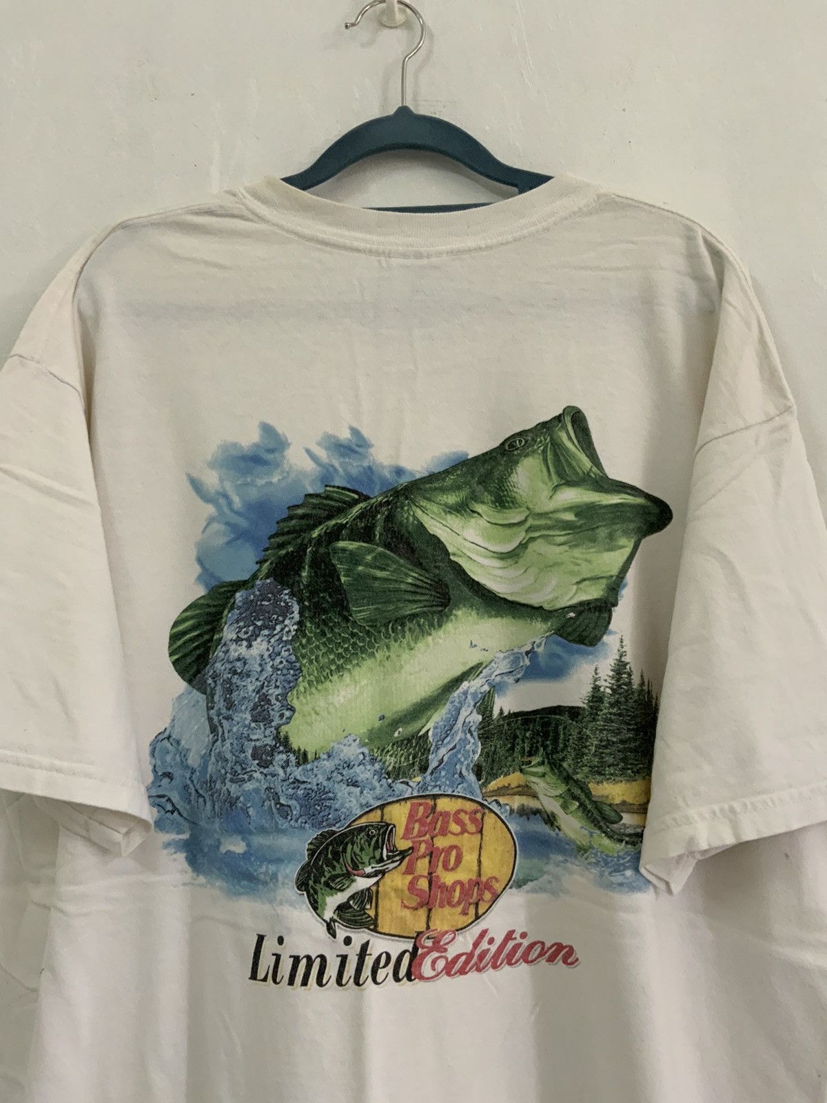 Bass Pro Shops Vintage Bass Pro Shops Big Logo Tee Size US XL / EU 56 / 4 - 9 Thumbnail