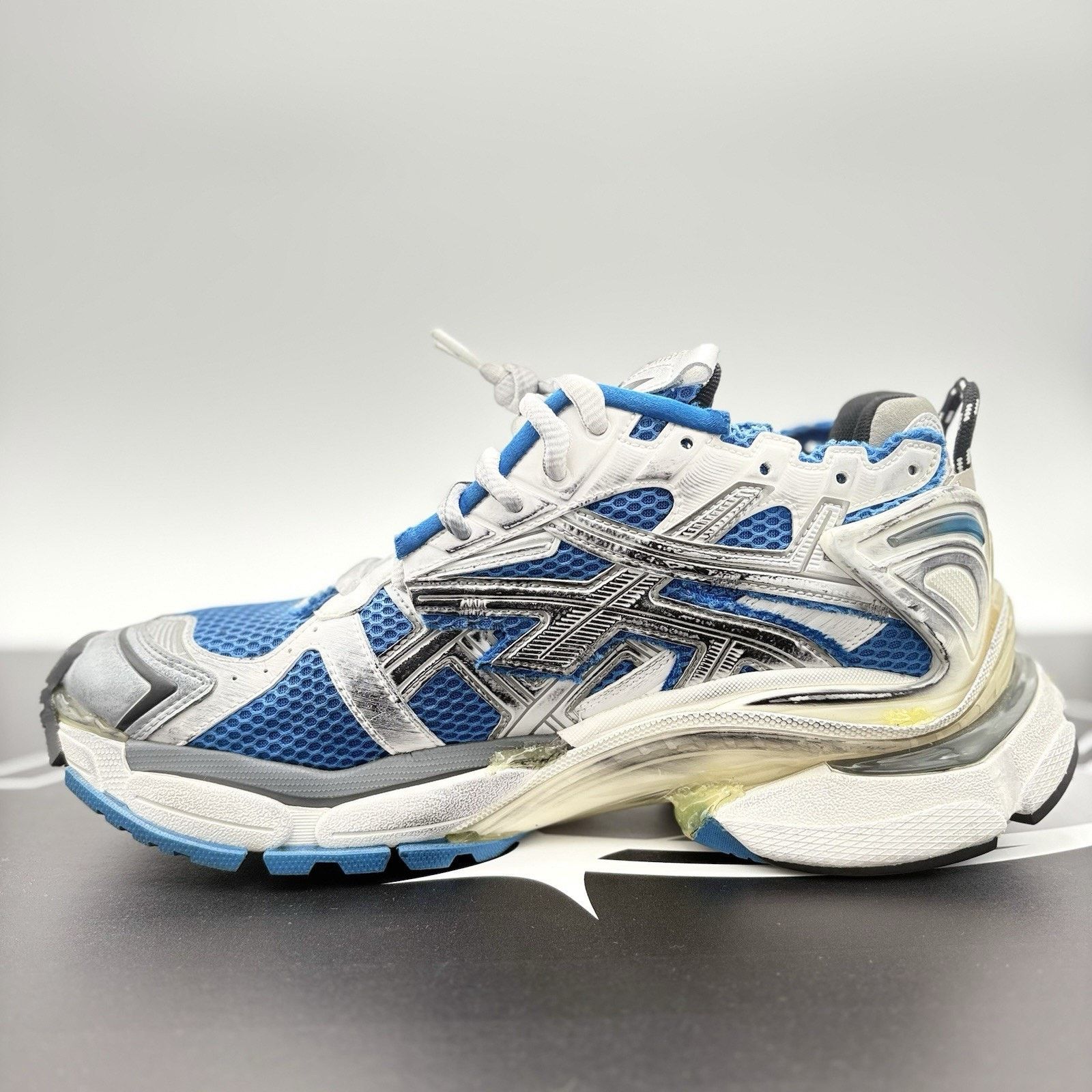 Balenciaga Balenciaga Runner ' White, Blue ' | ONLY WORN 3x Size US 10 / EU 43 - 4 Thumbnail