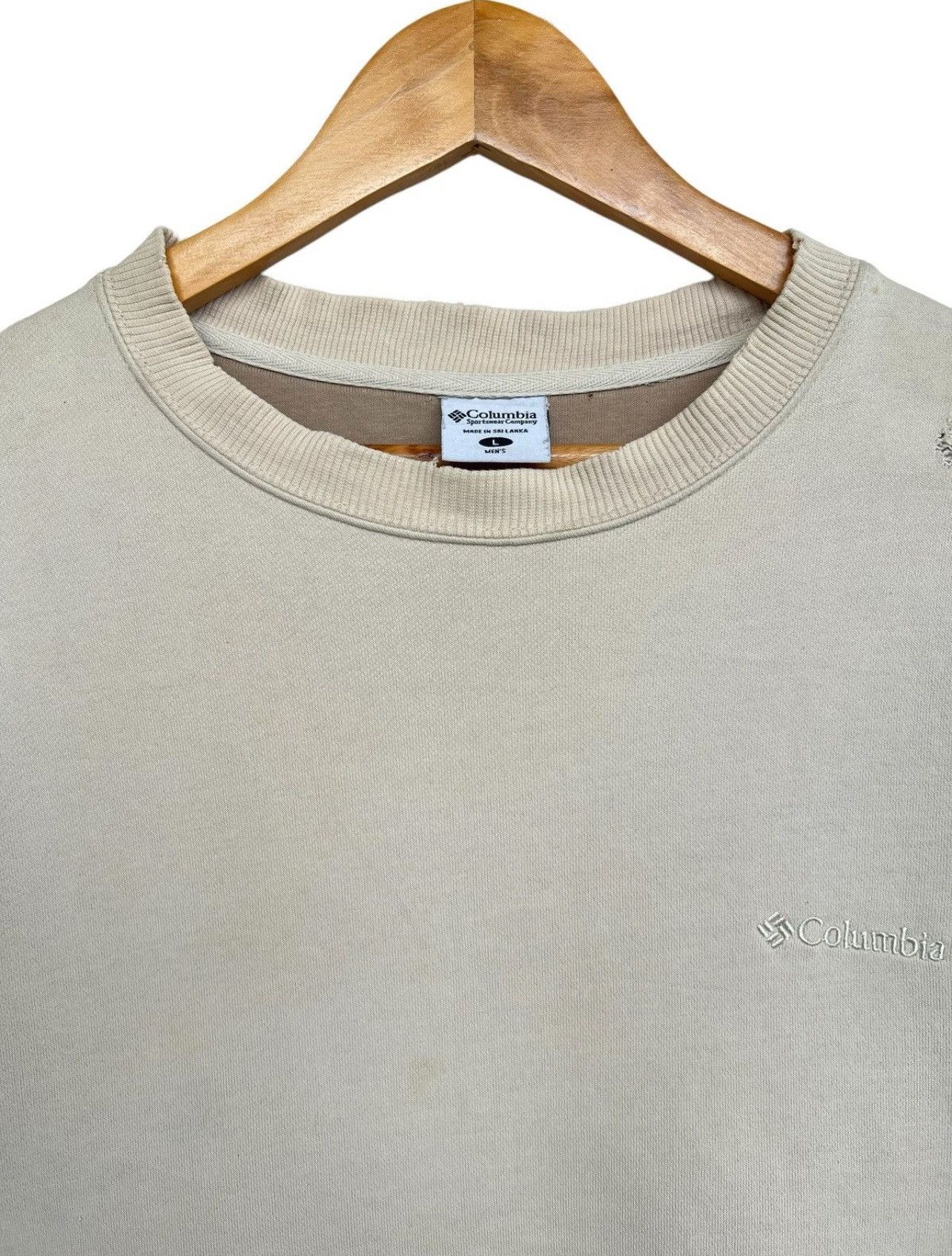 Columbia Columbia Distressed Thrashed Beige Sweatshirt Oversized XL Size US XL / EU 56 / 4 - 9 Thumbnail