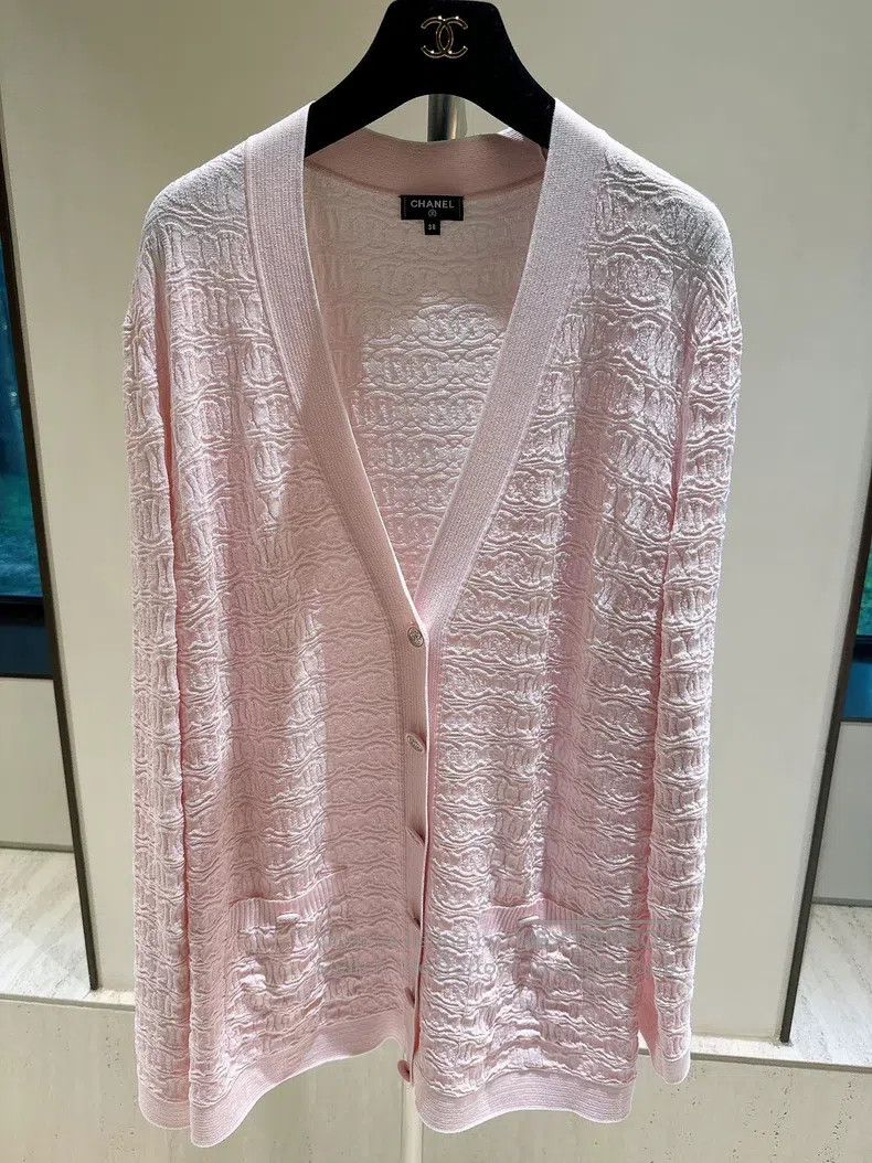Chanel Chanel Pink full logo three-dimensional relief knitted car Size XS / US 0-2 / IT 36-38 - 1 Thumbnail