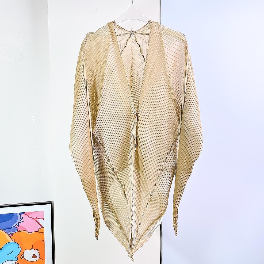 Issey Miyake Issey Miyake Fete Pleated Cardigan Size 3 Size L / US 10 / IT 46 - 1 Thumbnail