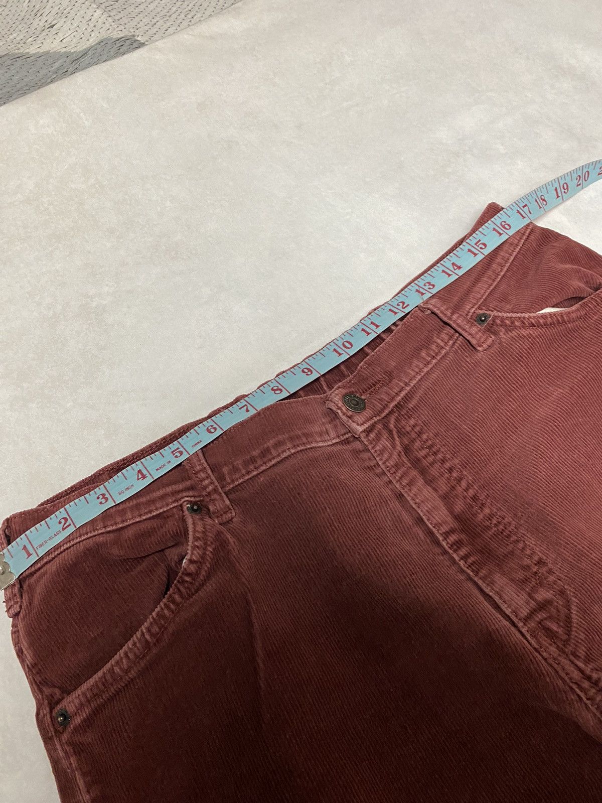 Levi's × Vintage Vintage 90’s Burgundy Corduroy Orange Tab Levi’s (34x24) Size US 34 / EU 50 - 8 Thumbnail