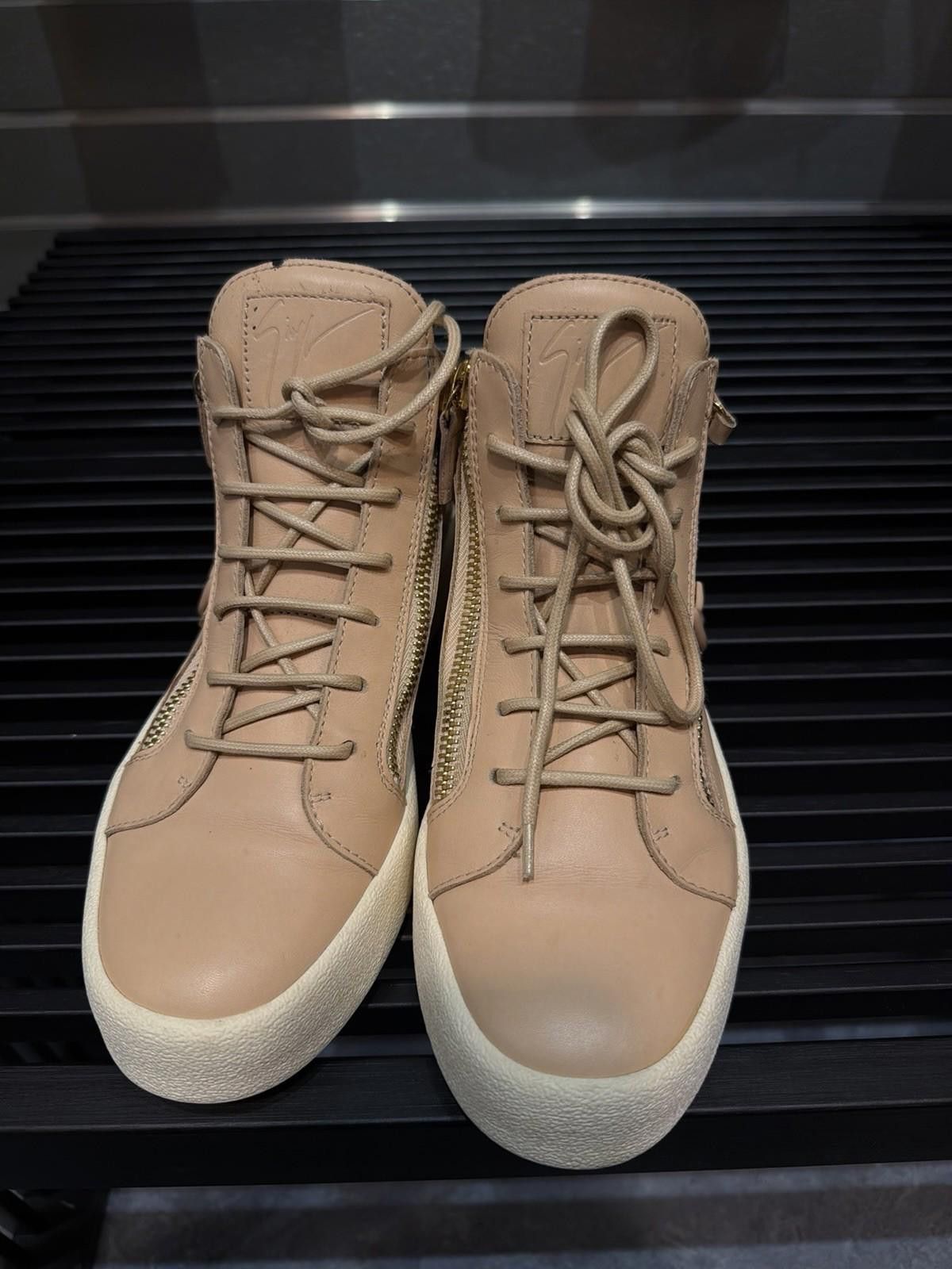 Giuseppe Zanotti Giuseppe Zanotti Women's High Top Leather Pink 39EU/9US (W) Size US 9 / IT 39 - 8 Thumbnail