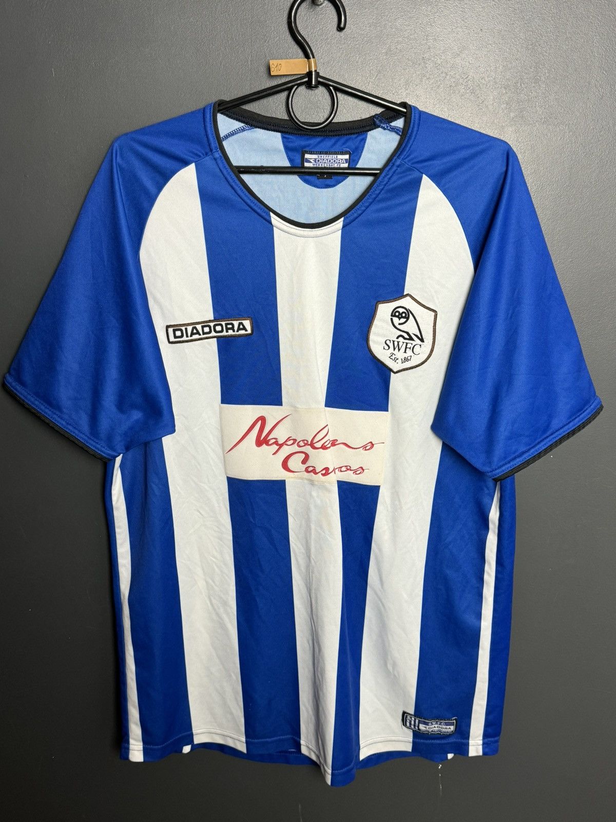Diadora Sheffield Wednesday 03/05 Home Football Jersey Size US S / EU 44-46 / 1 - 1 Thumbnail