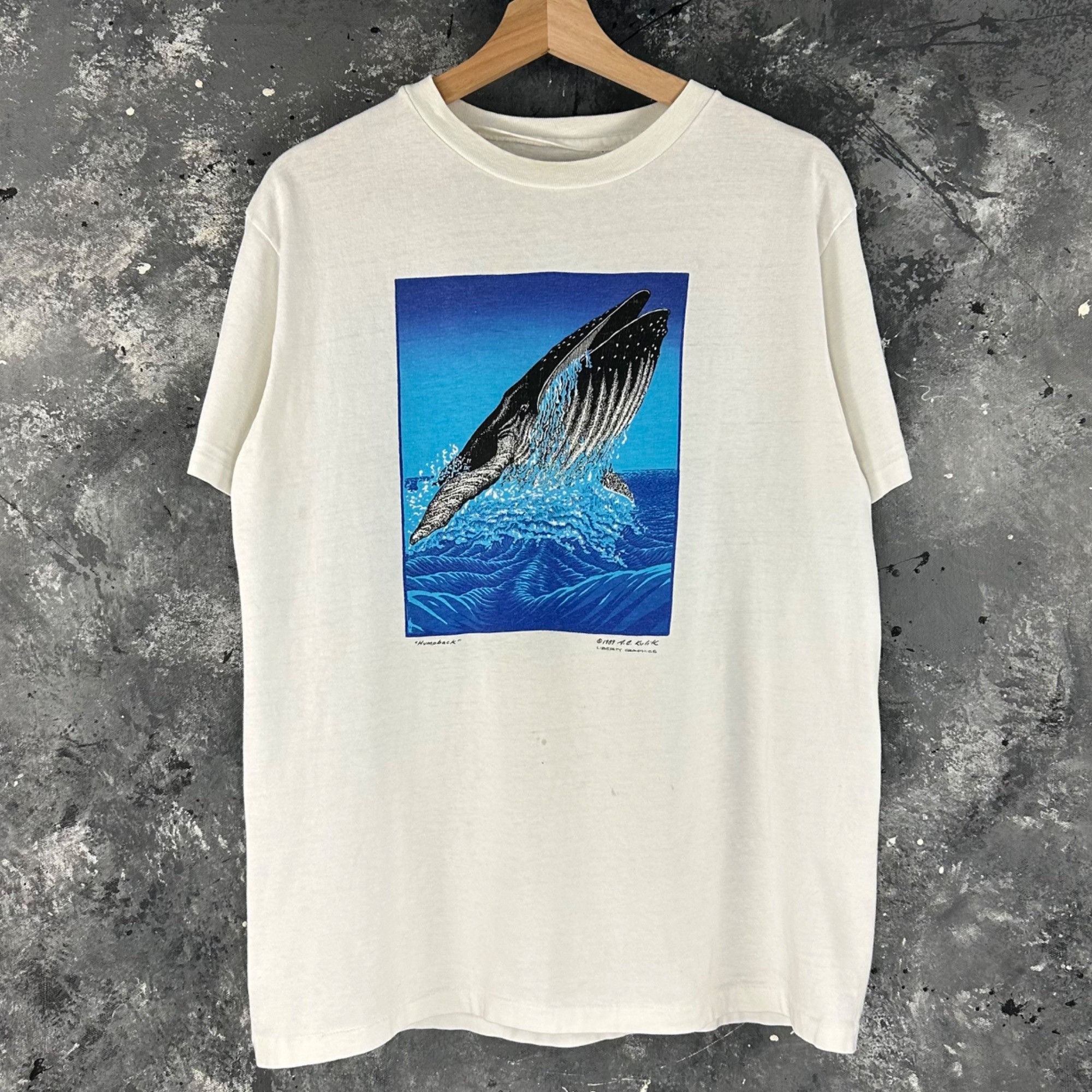 Vintage Vintage 1989 Humpback Whale shirt Size US M / EU 48-50 / 2 - 1 Thumbnail