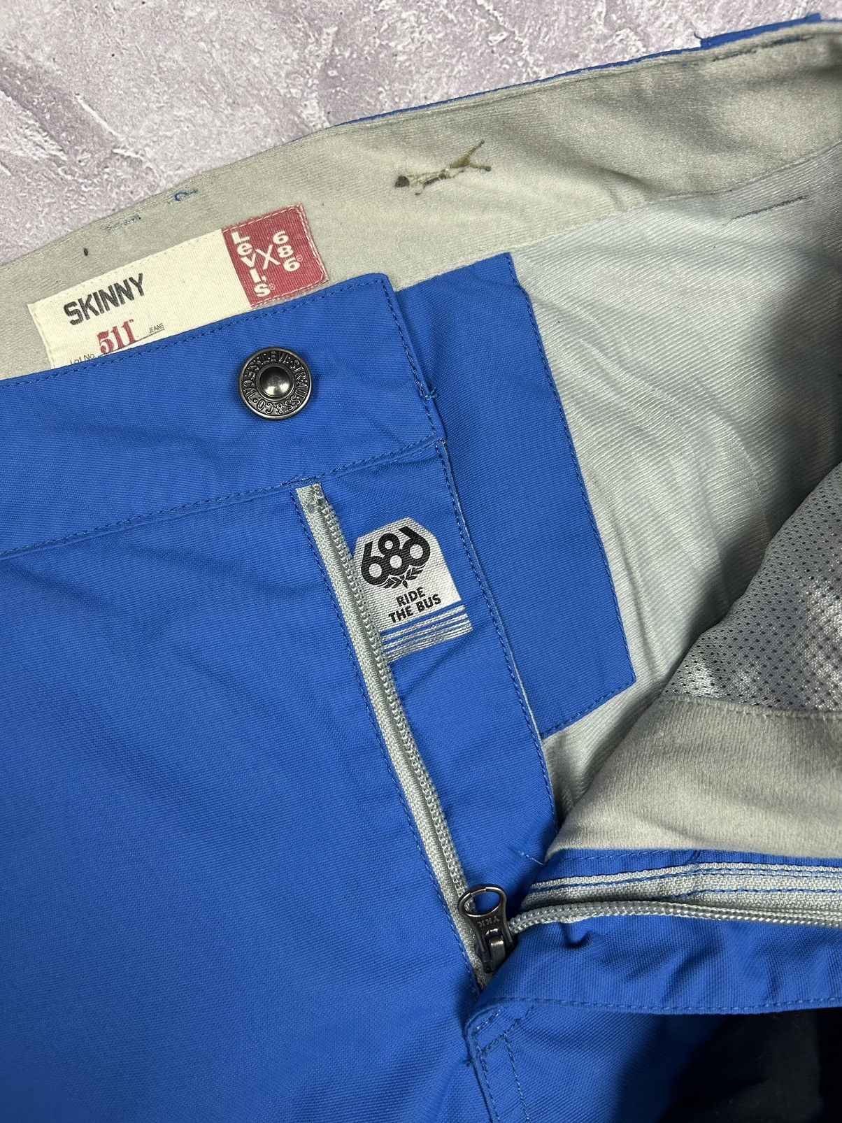 686 × Levi's Vintage Levis x 686 511 Skinny Ski Pants Size M RARE Size US 32 / EU 48 - 9 Thumbnail