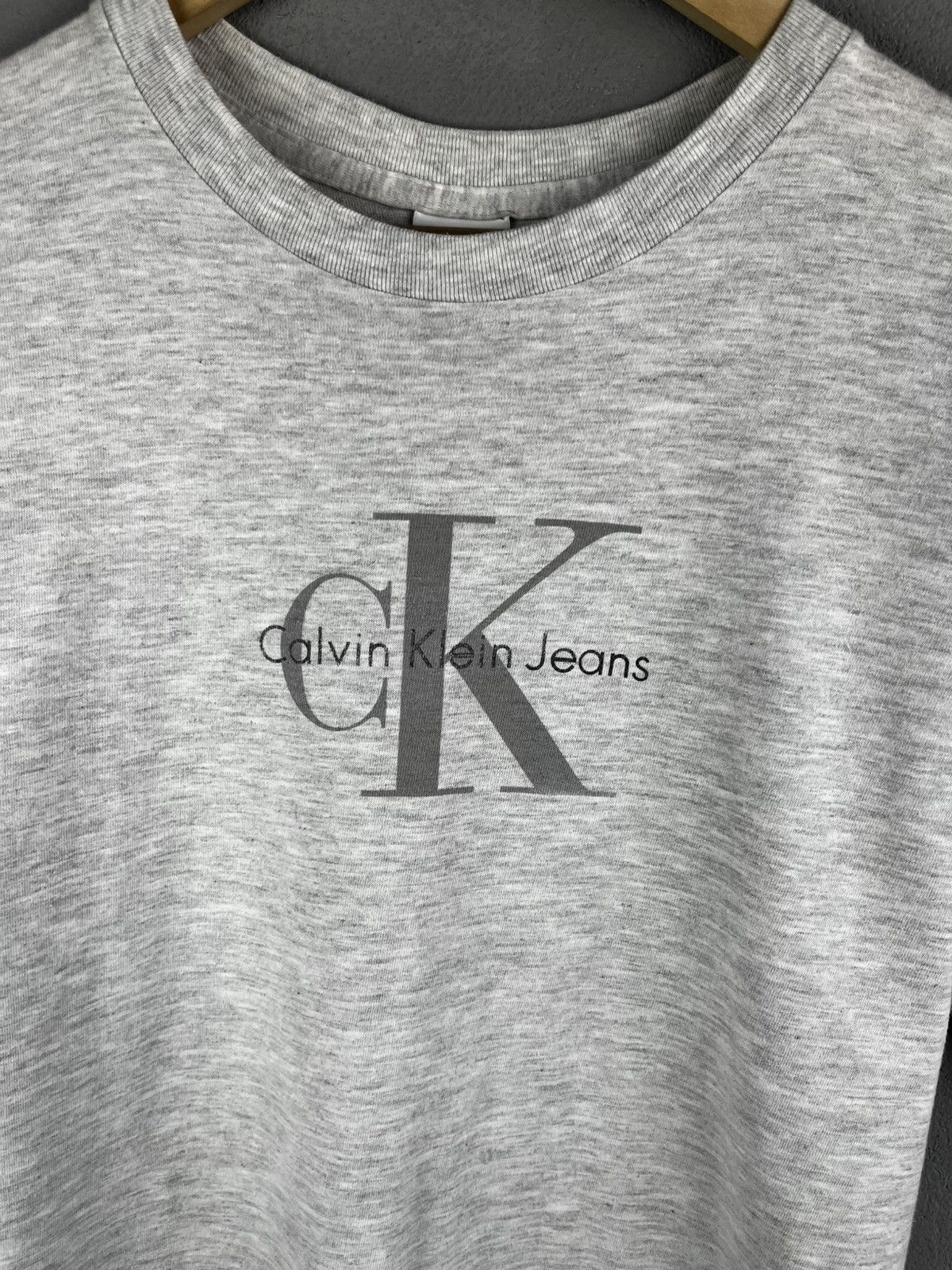 Calvin Klein Calvin Klein Jeans center logo t shirt vintage 90s Size US M / EU 48-50 / 2 - 5 Thumbnail