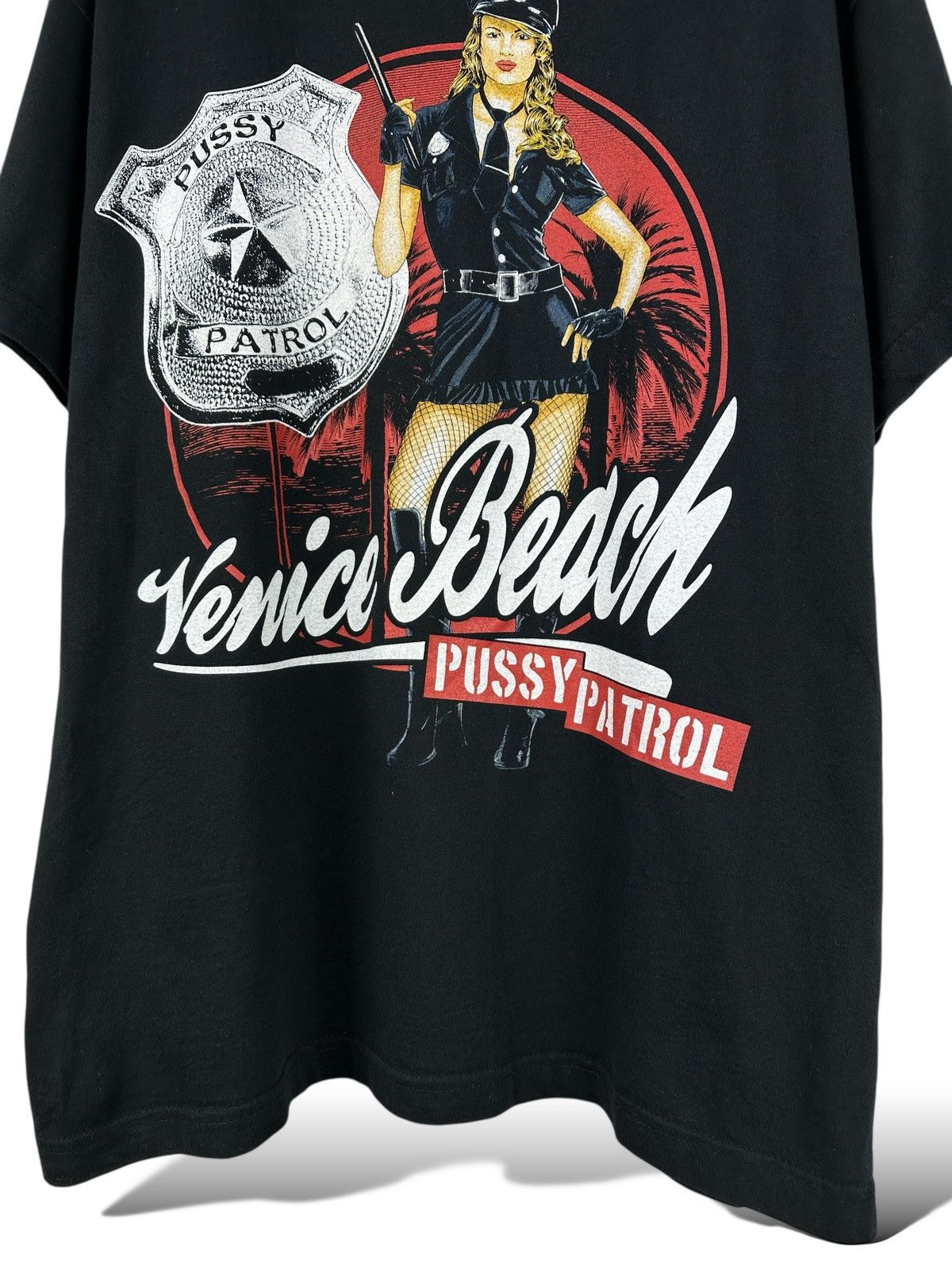 Other Vintage Y2K Pussy Patrol Sheriff Venice Beach Funny T-Shirt Size US L / EU 52-54 / 3 - 6 Thumbnail