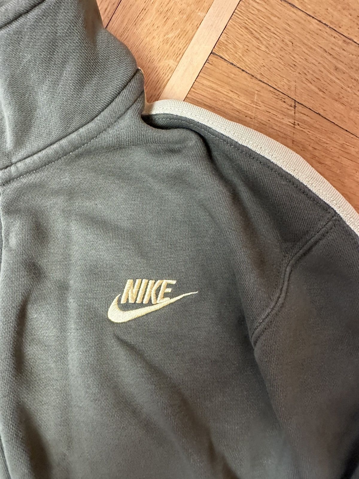 Nike Nike Vintage green zip hoodie Size US S / EU 44-46 / 1 - 3 Thumbnail