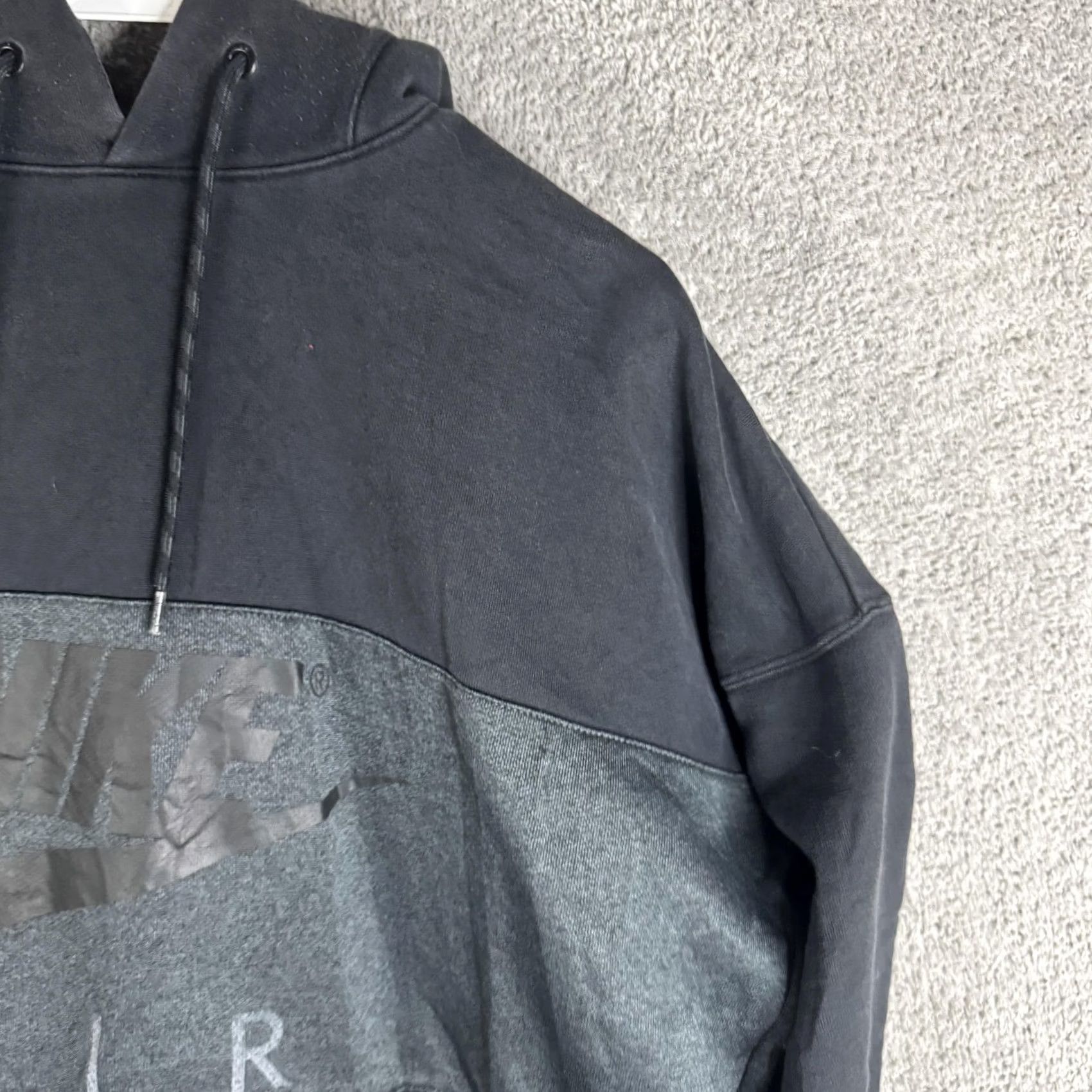 Nike Nike Air Hoodie Mens L Black Gray Pullover Fleece Sweatshirt Logo Front Size US L / EU 52-54 / 3 - 4 Thumbnail