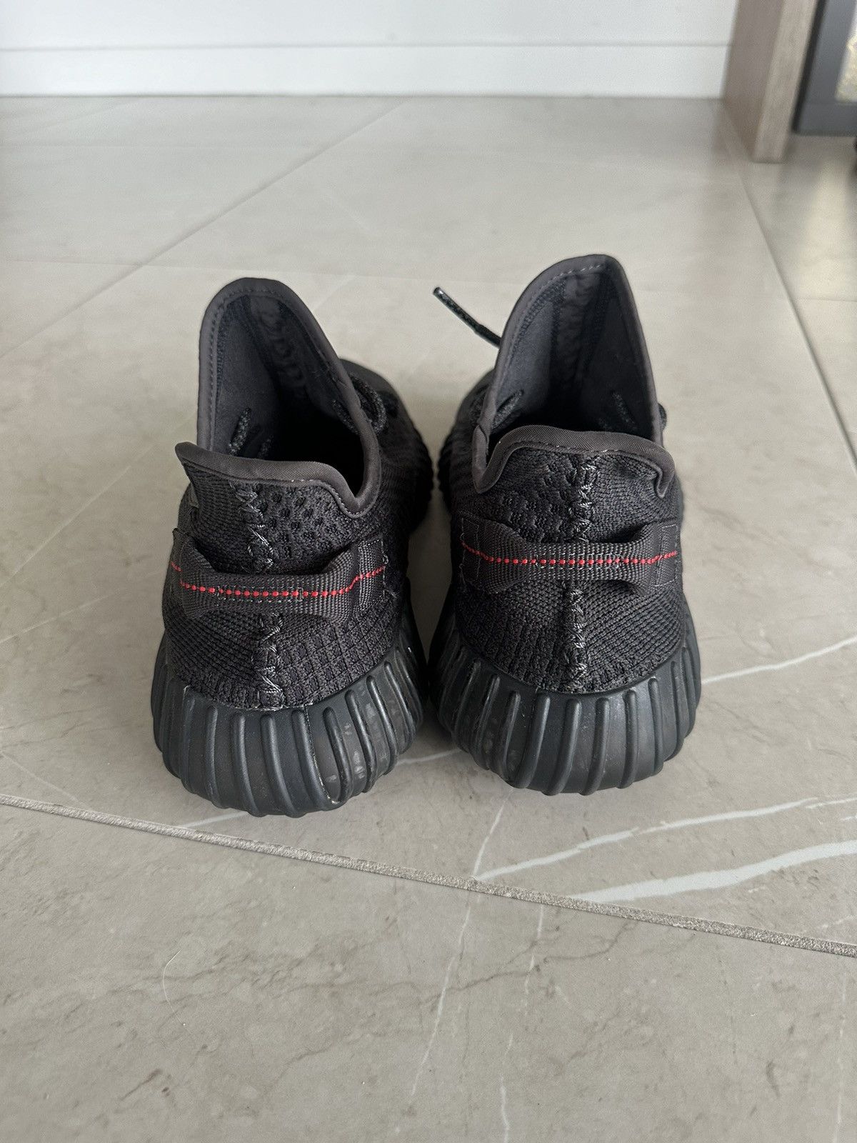 Yeezy Yeezy Boost 350 V2 - Black Size US 11 / EU 44 - 4 Thumbnail